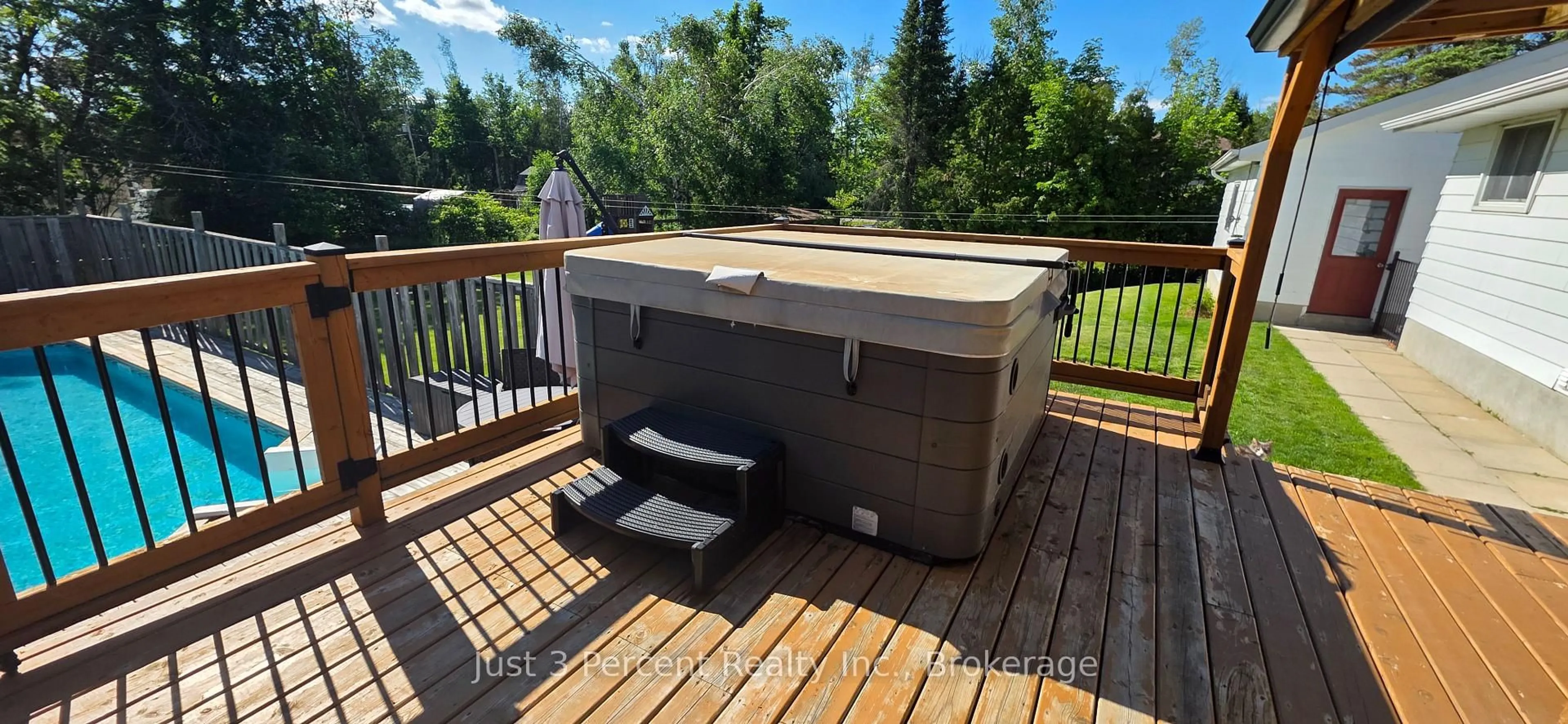 Patio, water/lake/river/ocean view for 2224 Fieldview Dr, Cavan Monaghan Ontario L0A 1C0