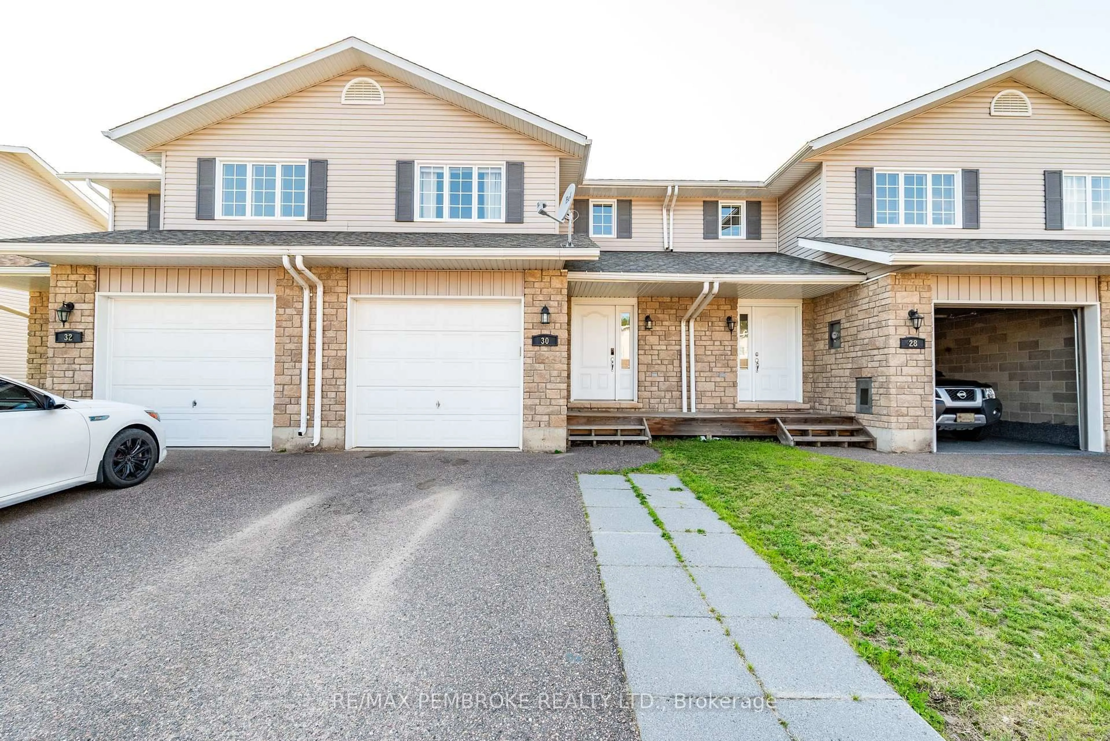 Unknown for 30 Winston Ave, Petawawa Ontario K8H 0C1
