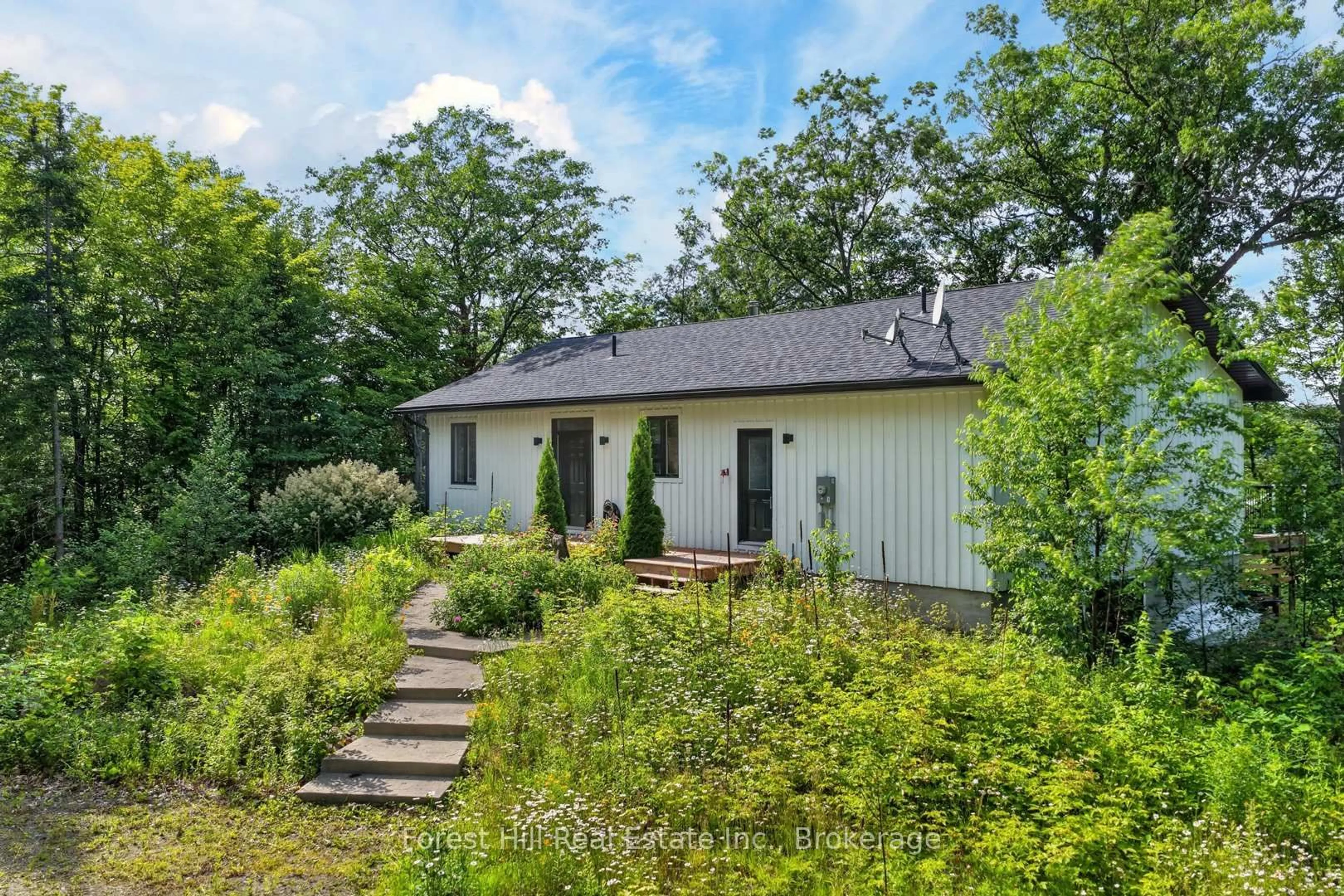 Unknown for 1065 Pine Lane, Lake of Bays Ontario P0A 1B0