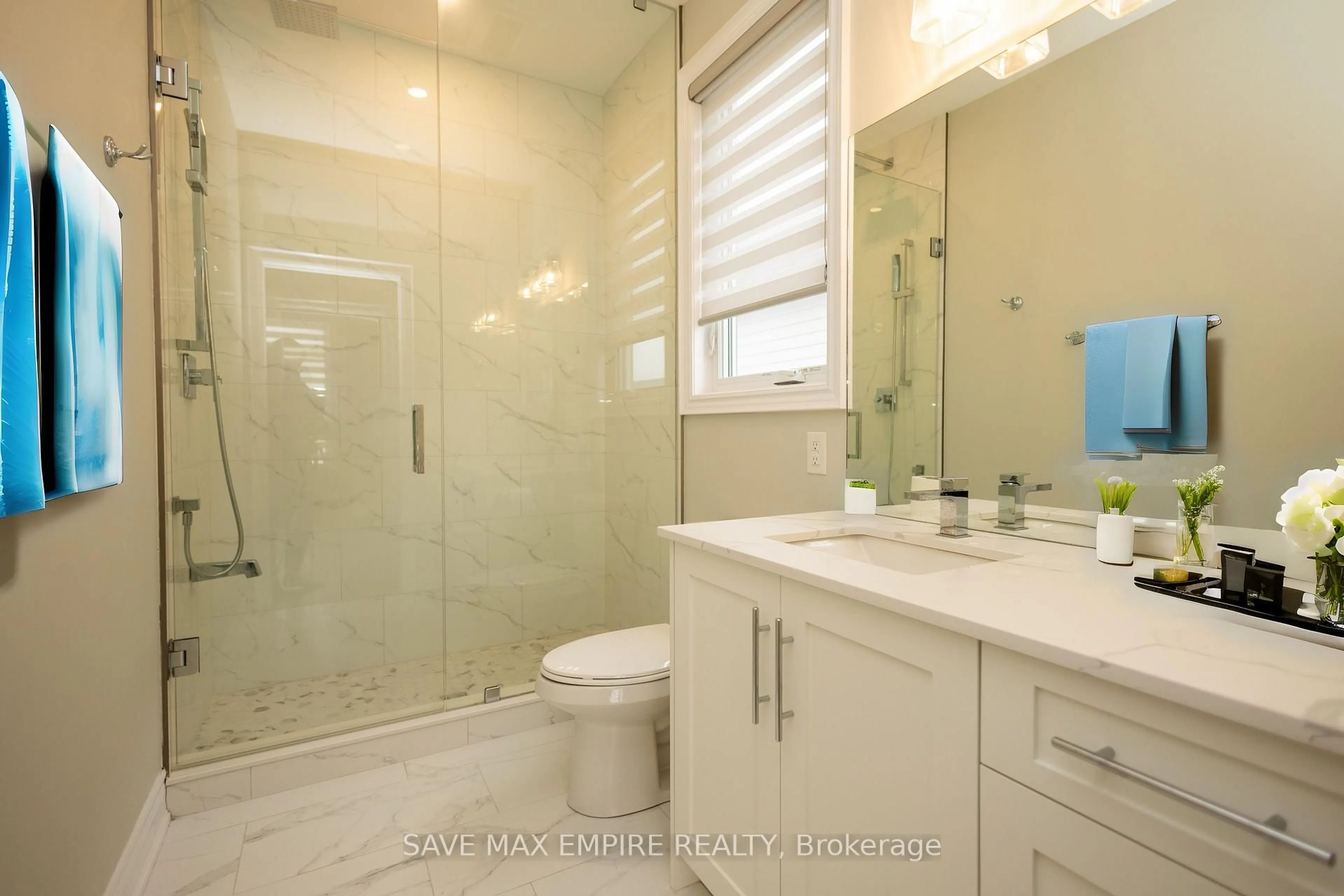 Standard bathroom, ceramic/tile floor for 3580 Canfield Cres, Fort Erie Ontario L0S 1S0