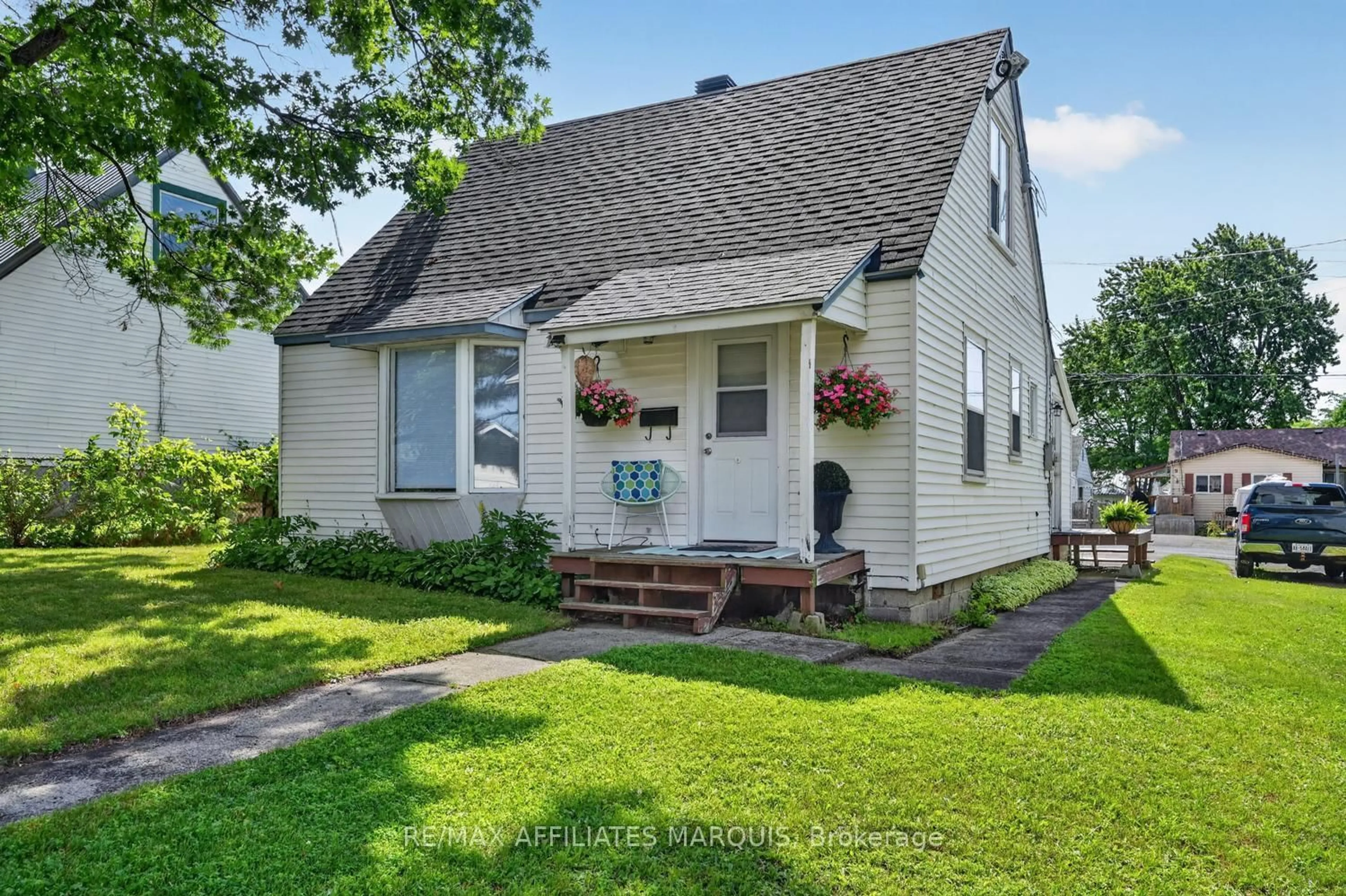 Home with vinyl exterior material, street for 12 Churchill Cres, Smiths Falls Ontario K7A 3H4