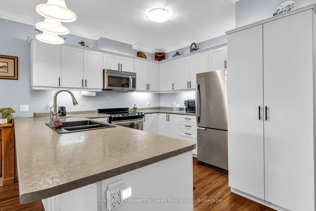 94 Francis St #308, Kawartha Lakes 5