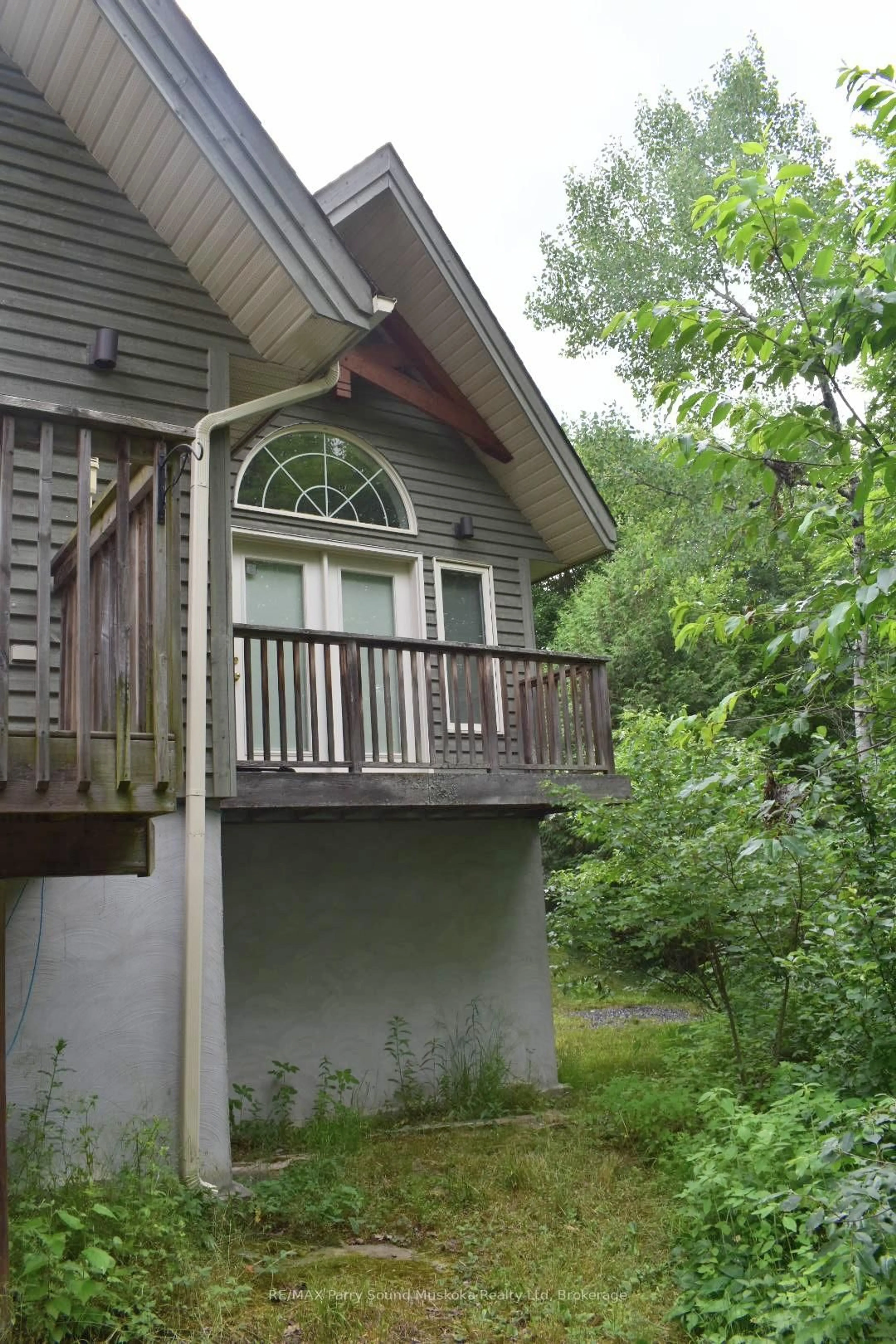 Unknown for 9 Desmasdons Rd, The Archipelago Ontario P0G 1K0