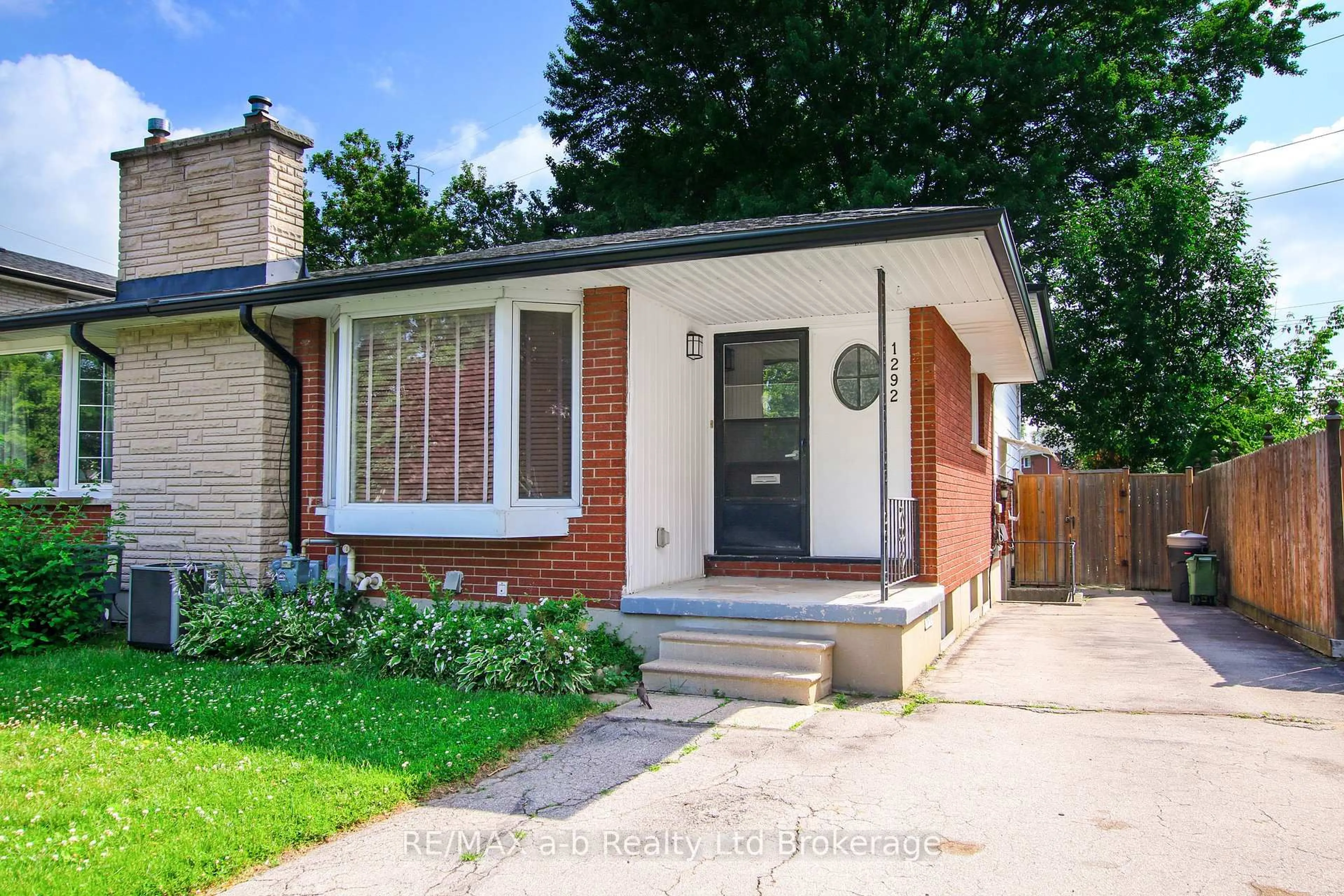 Home with brick exterior material, street for 1292 Sorrel Rd, London East Ontario N5V 2N7