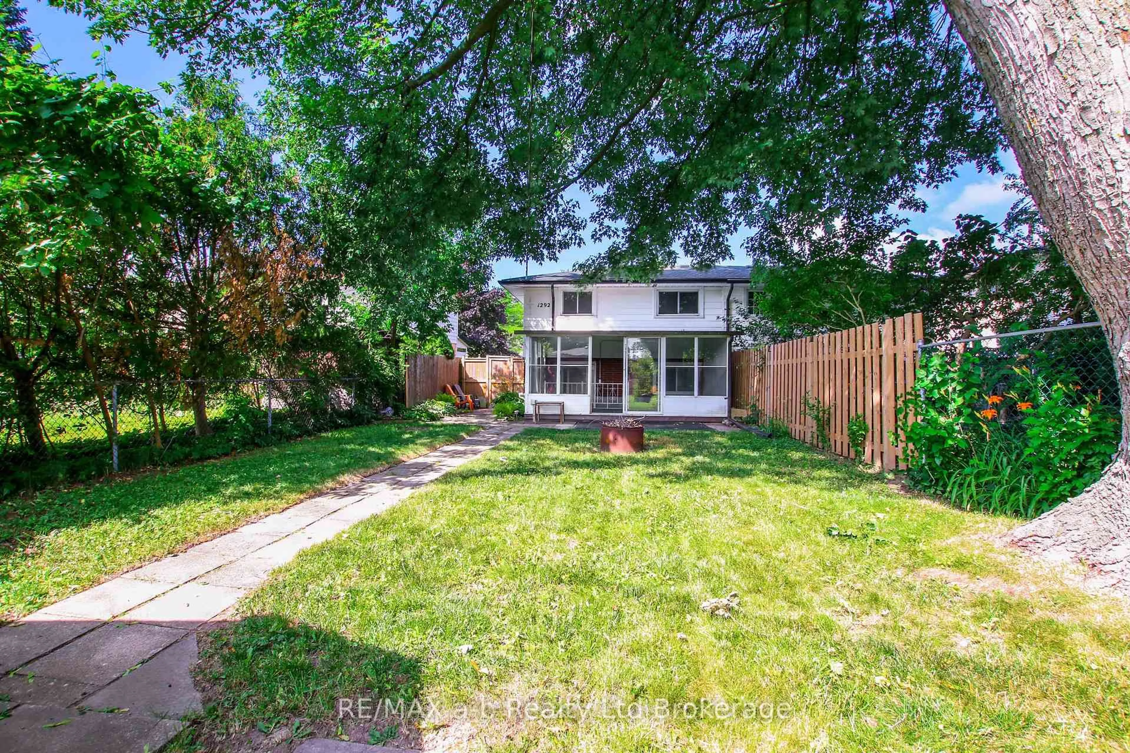 Unknown for 1292 Sorrel Rd, London East Ontario N5V 2N7