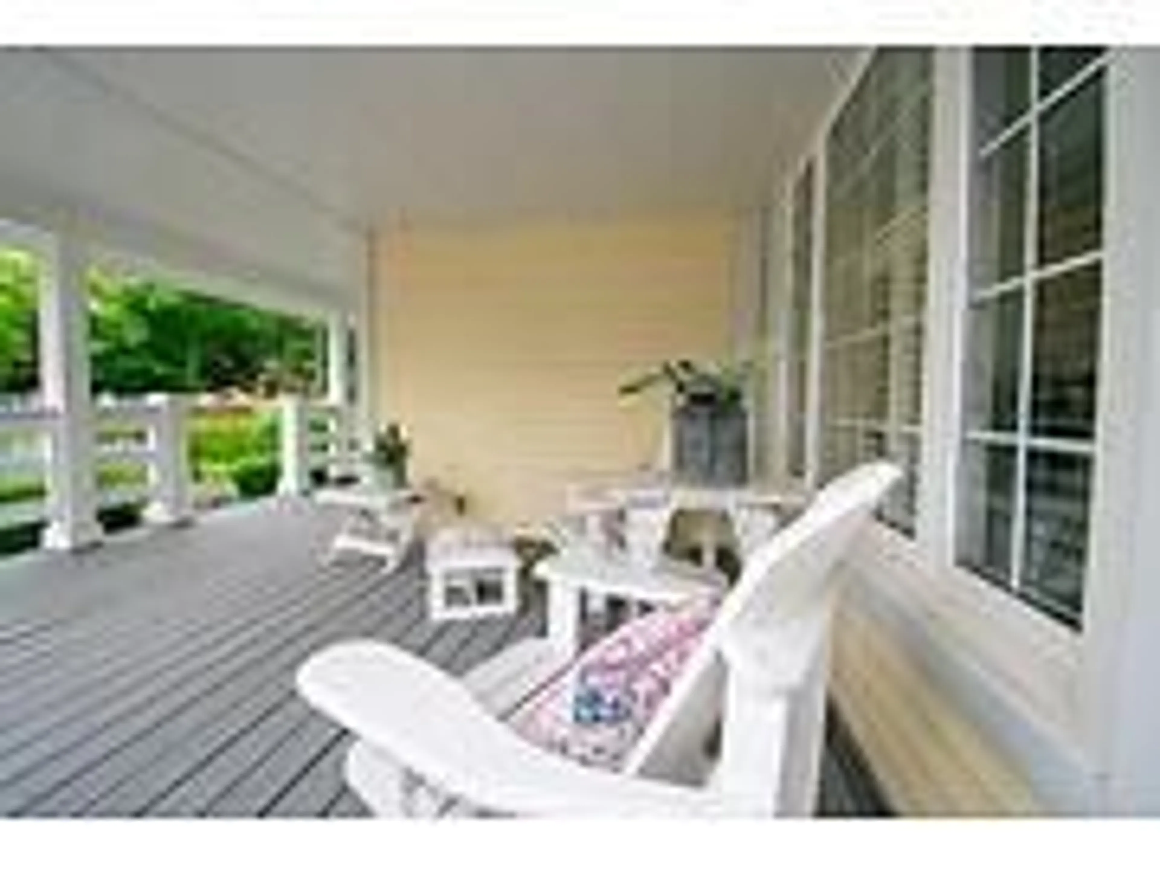 Patio, street for 87 Lakeport Rd, St. Catharines Ontario L2N 4P9