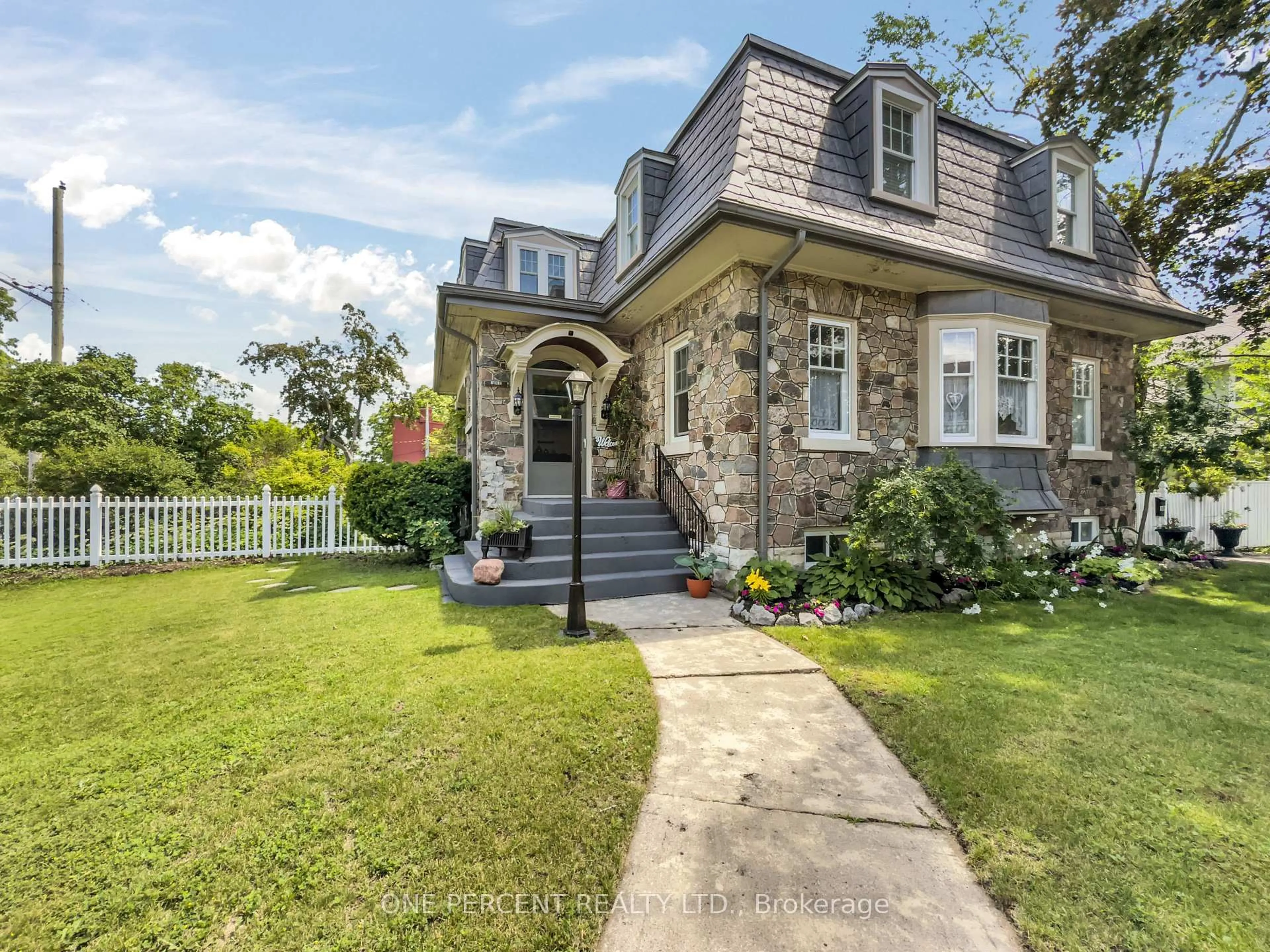 Home with brick exterior material, street for 104 DUNDAS St, Greater Napanee Ontario K7R 2A1
