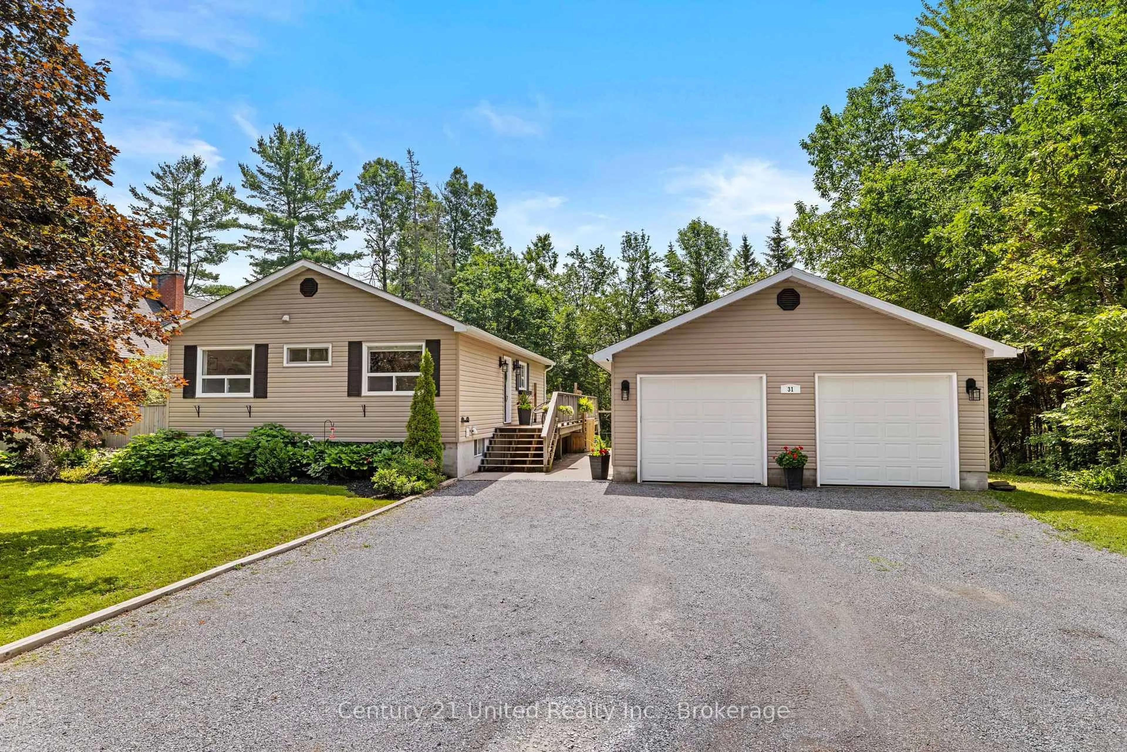 Unknown for 31 River St, North Kawartha Ontario K0L 1A0