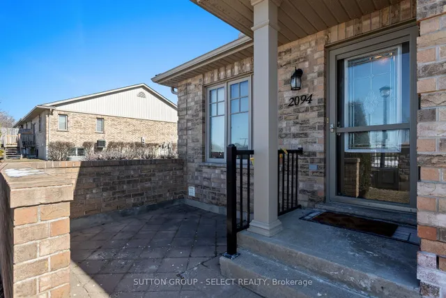 2094 Denview Ave, London North 4