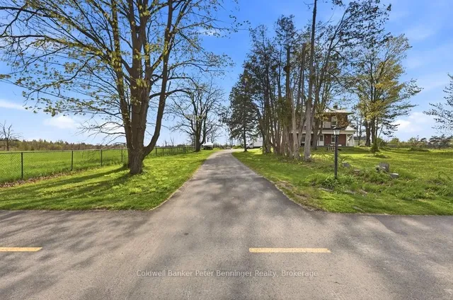 1133 Brealey Dr, Peterborough 4