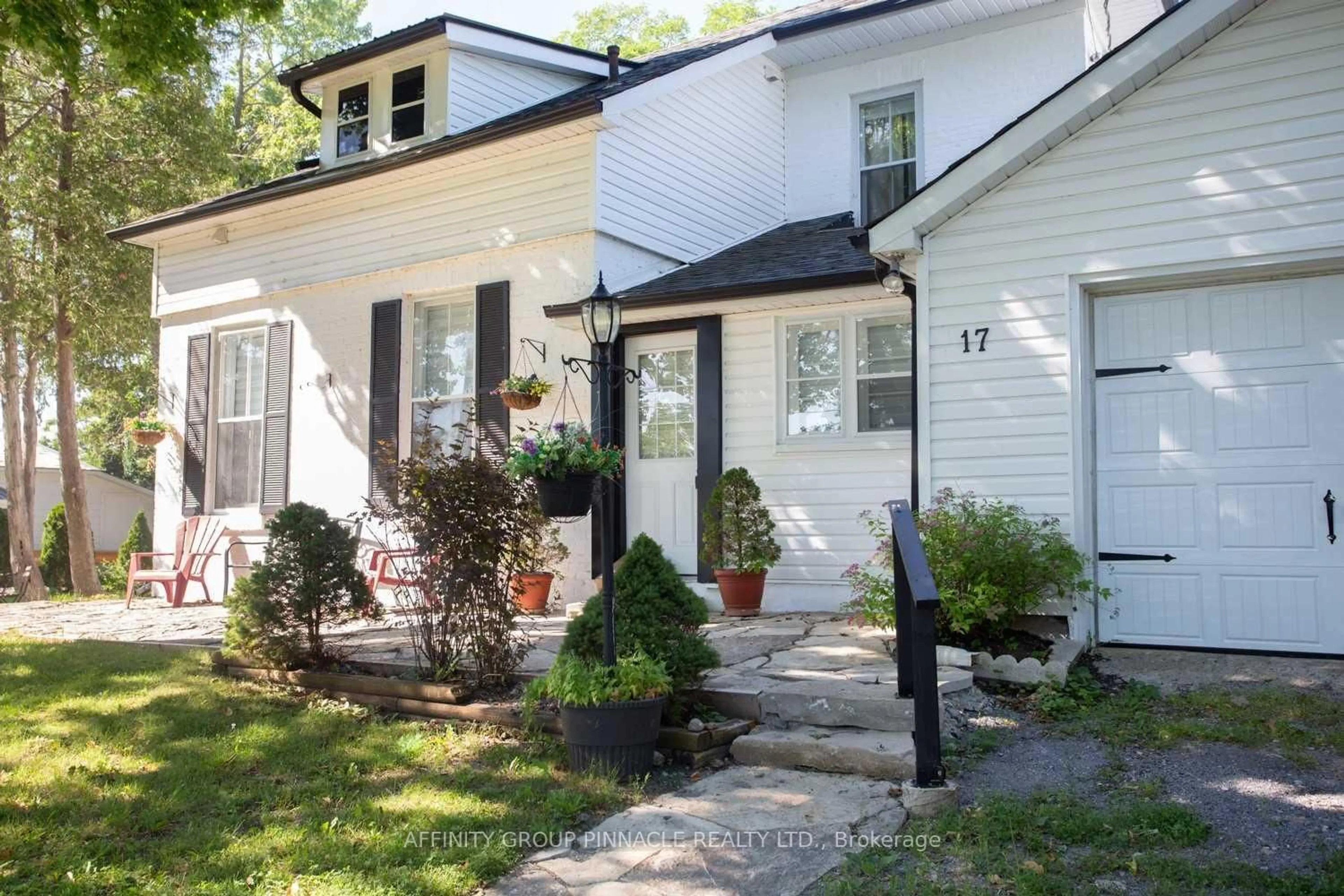 Unknown for 17 Dodd St, Kawartha Lakes Ontario K0M 1N0