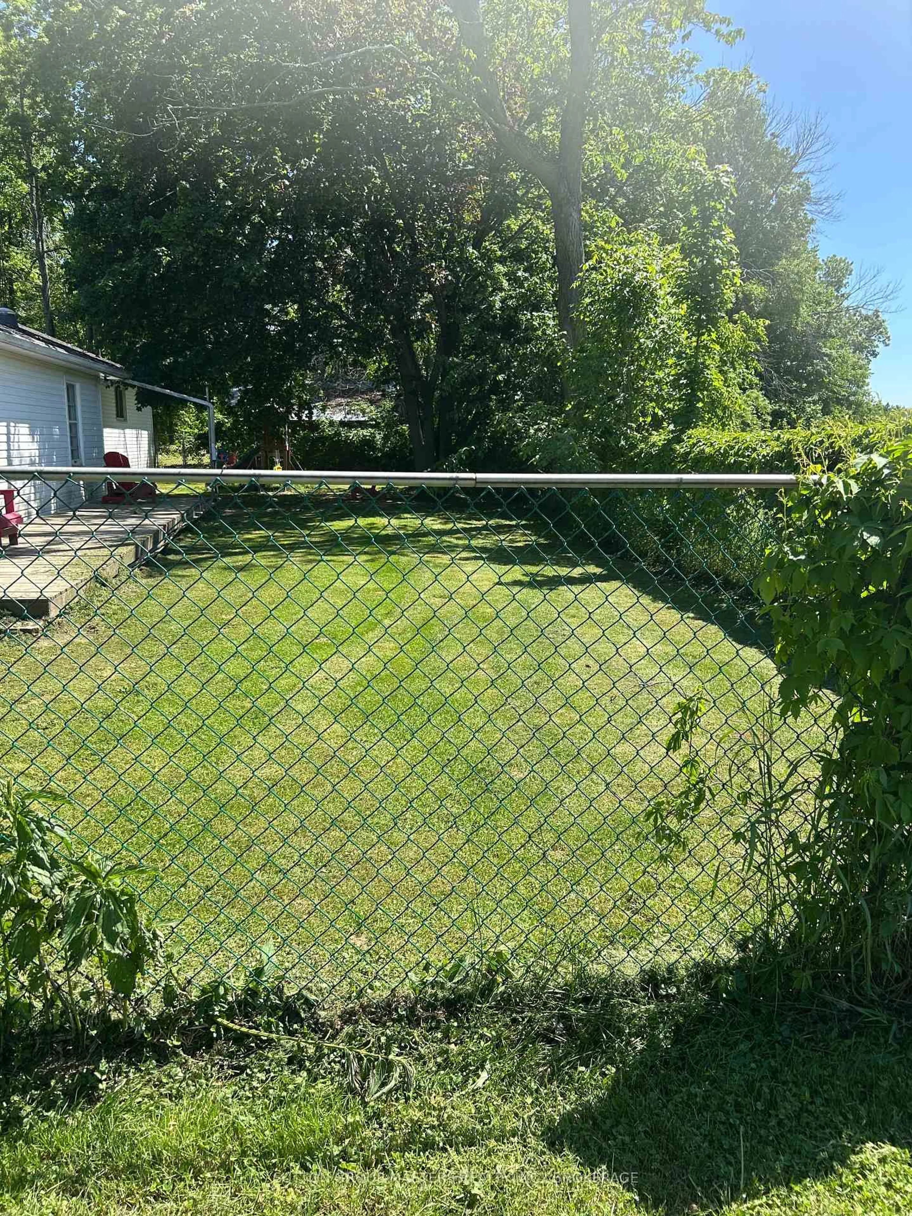 A pic from outside/outdoor area/front of a property/back of a property/a pic from drone, unknown for 3248 Highway 32 Highway, Leeds and the Thousand Islands Ontario K0H 2N0