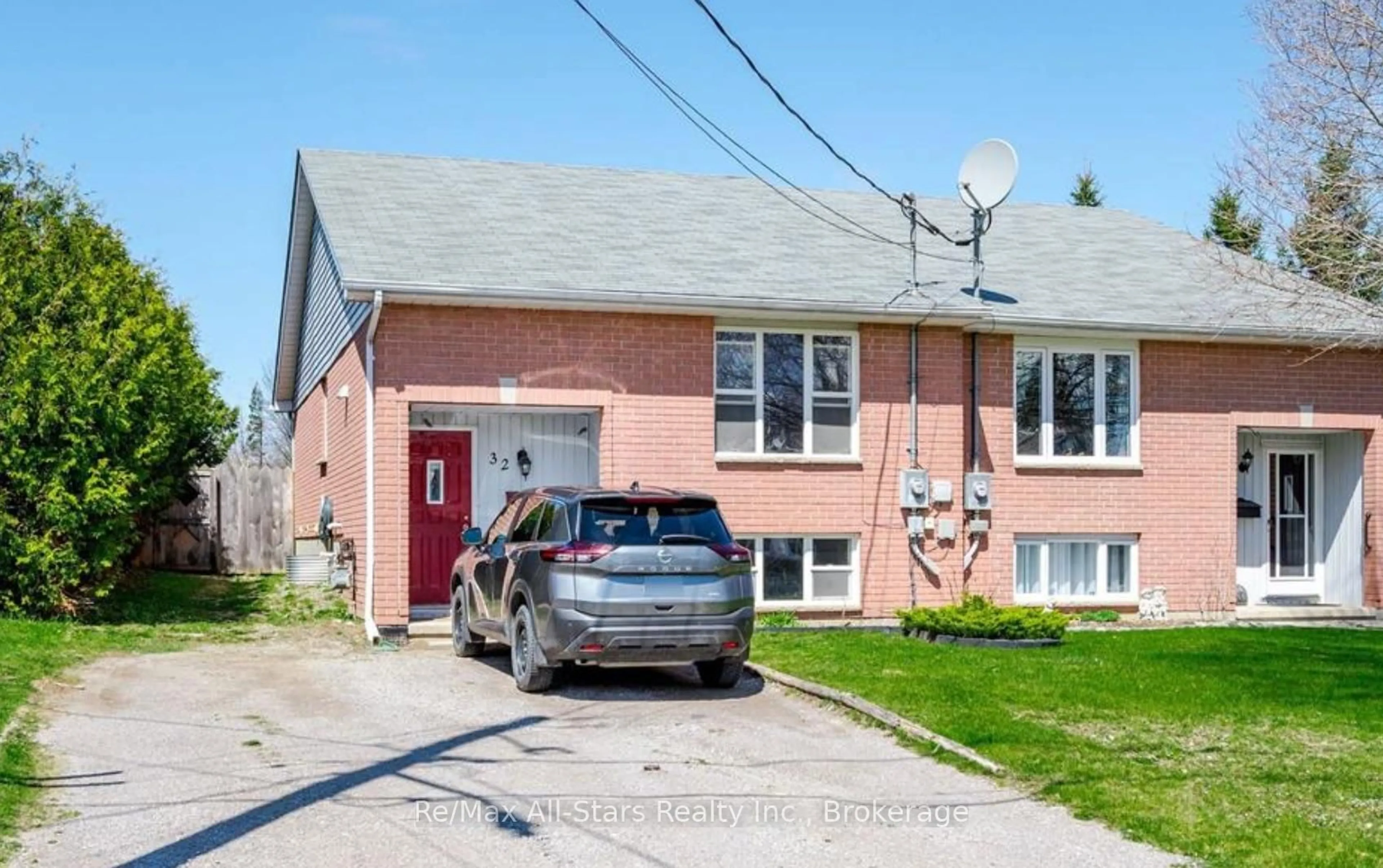 Unknown for 32 St George St, Kawartha Lakes Ontario K9V 1W5