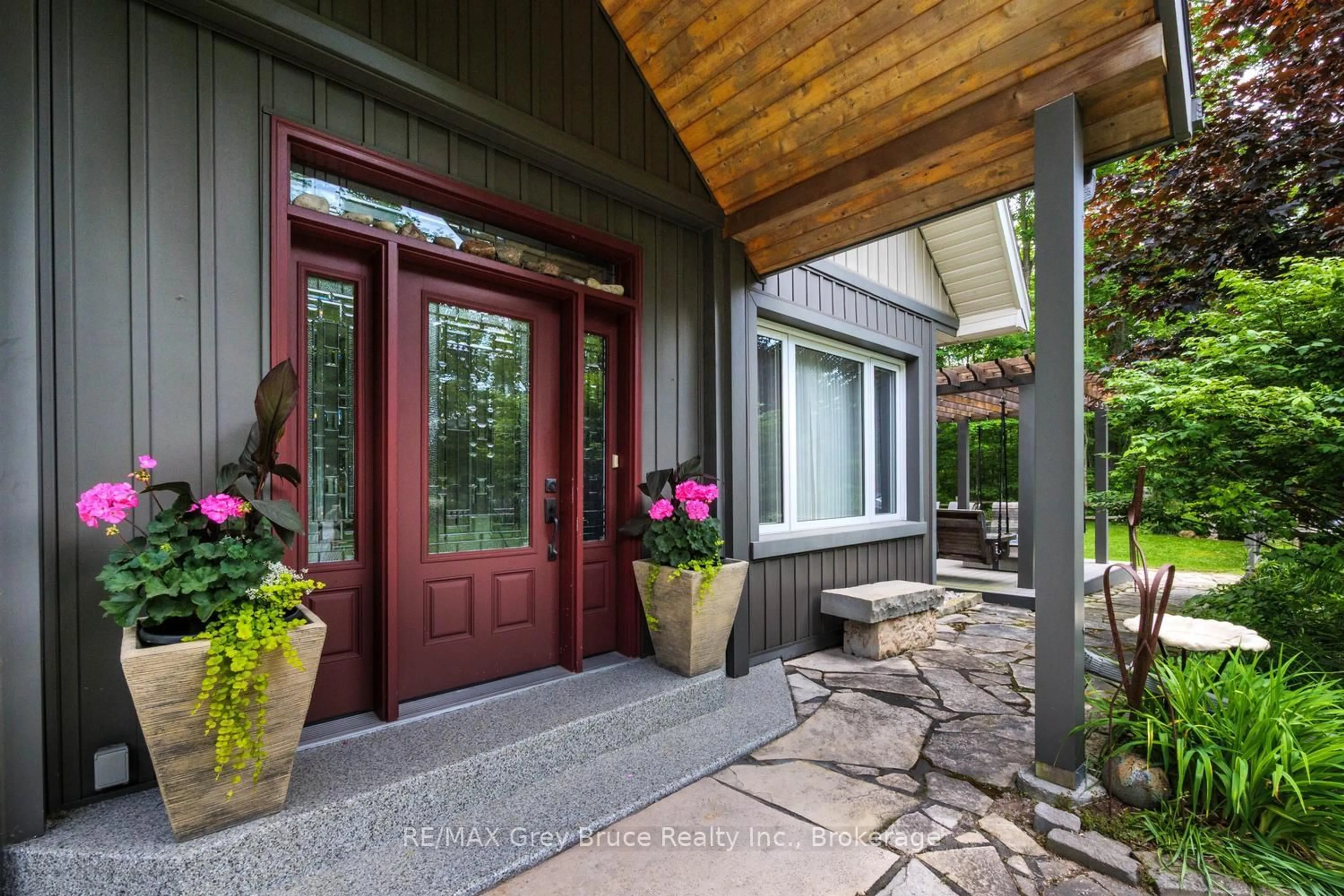 Indoor entryway for 424 Huron Rd, South Bruce Peninsula Ontario N0H 2T0
