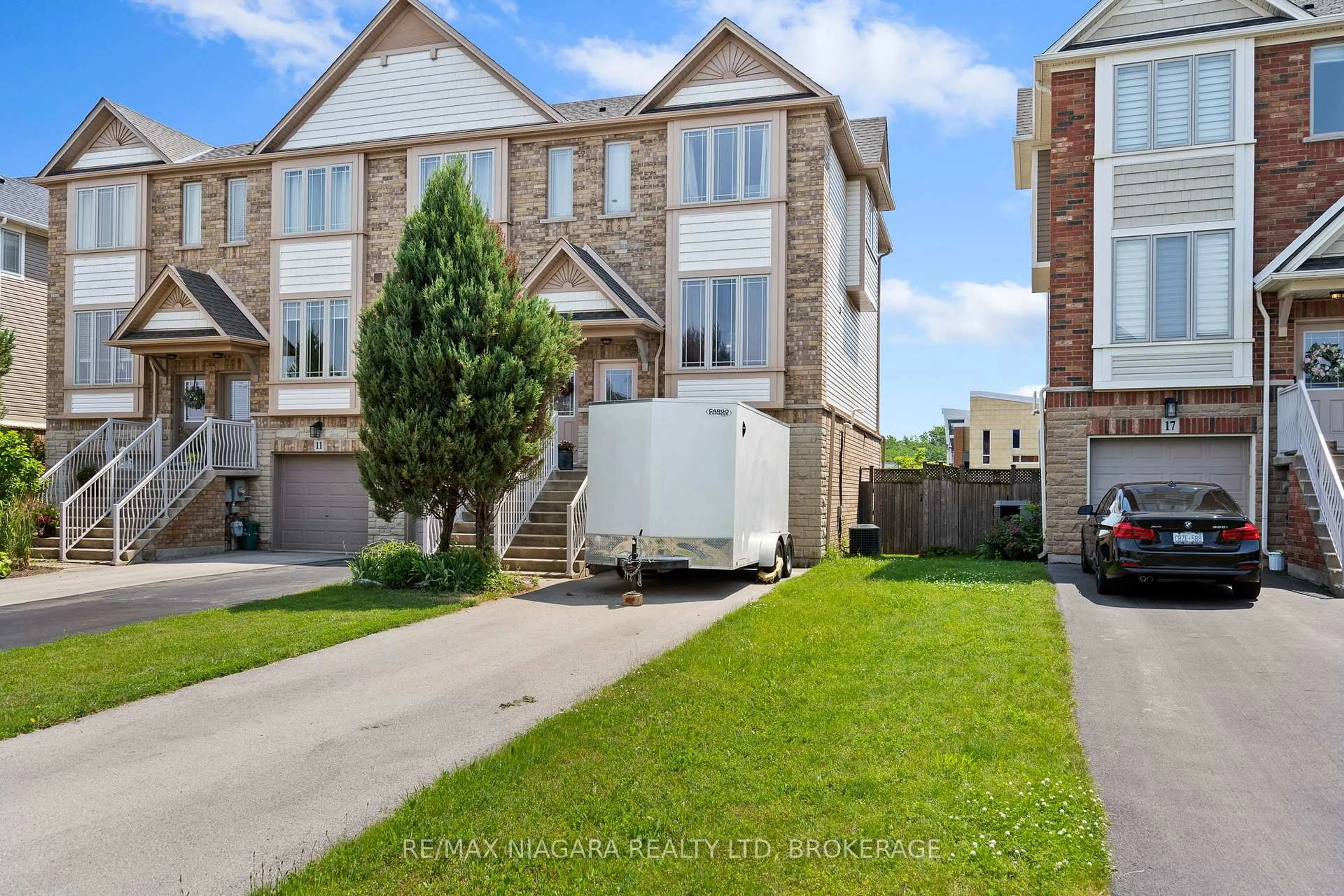 Unknown for 15 Hemlock Way, Grimsby Ontario L3M 0A7