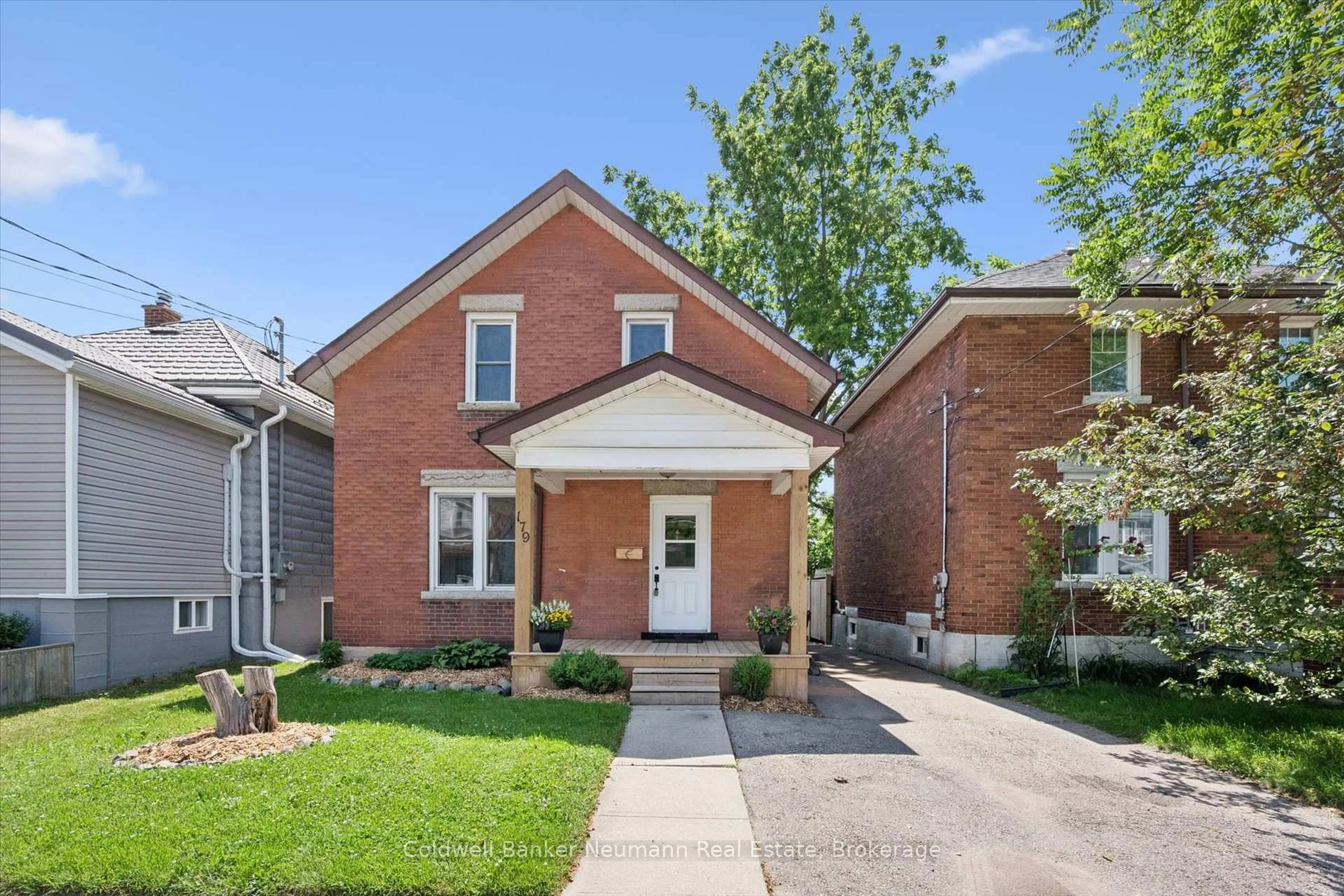 Home with brick exterior material, street for 179 Elizabeth St, Guelph Ontario N1E 2X5