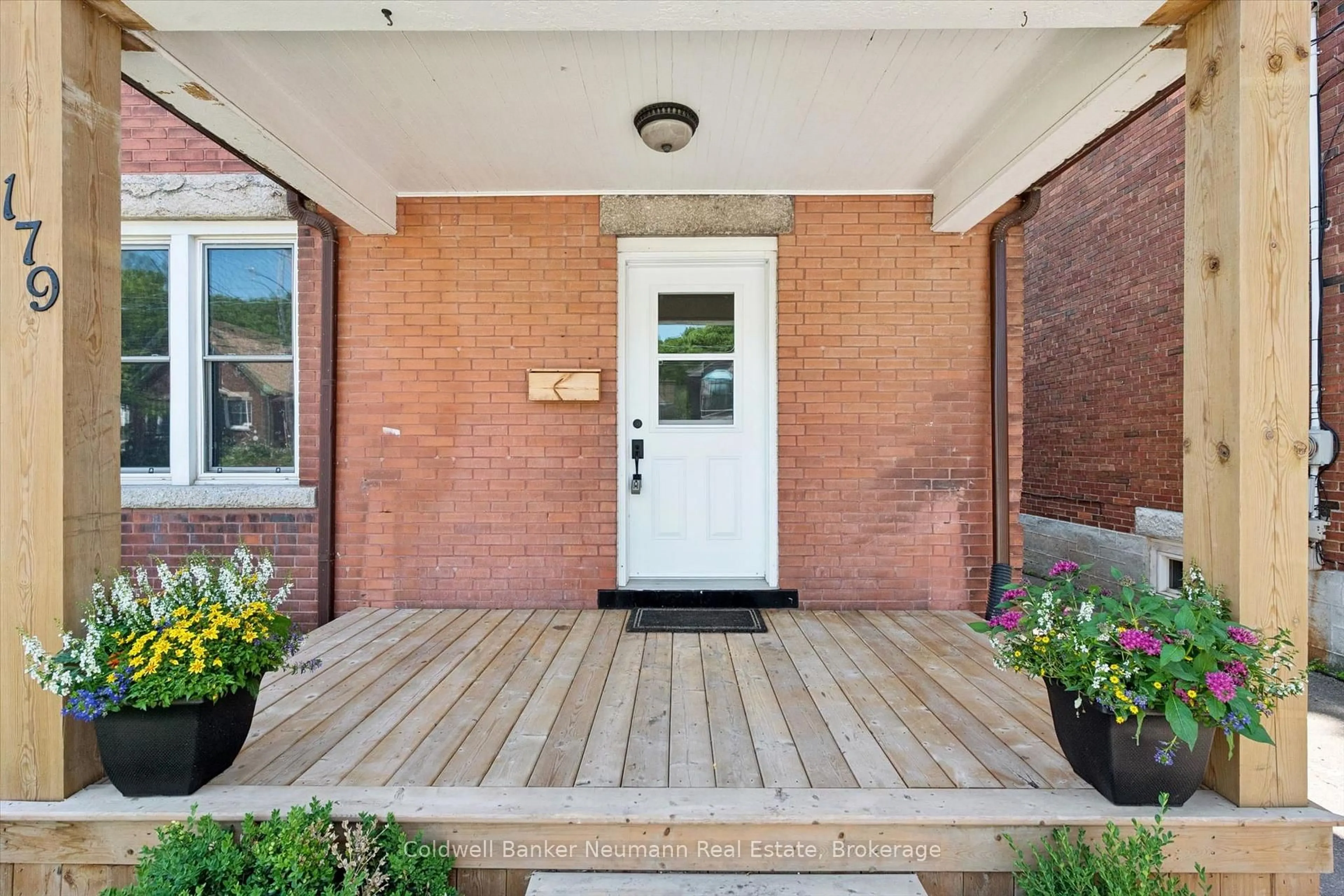 Home with brick exterior material, street for 179 Elizabeth St, Guelph Ontario N1E 2X5