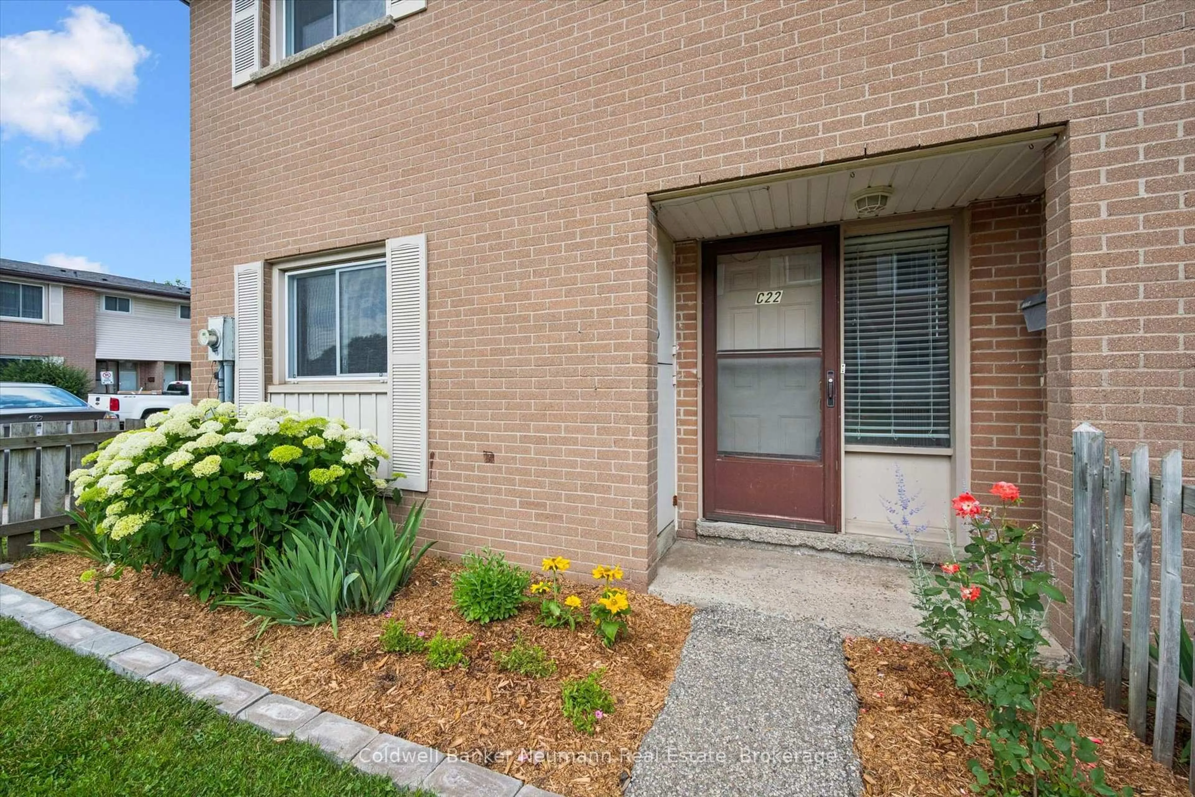 Unknown for 427 Victoria Rd #C-22, Guelph Ontario N1E 5J0
