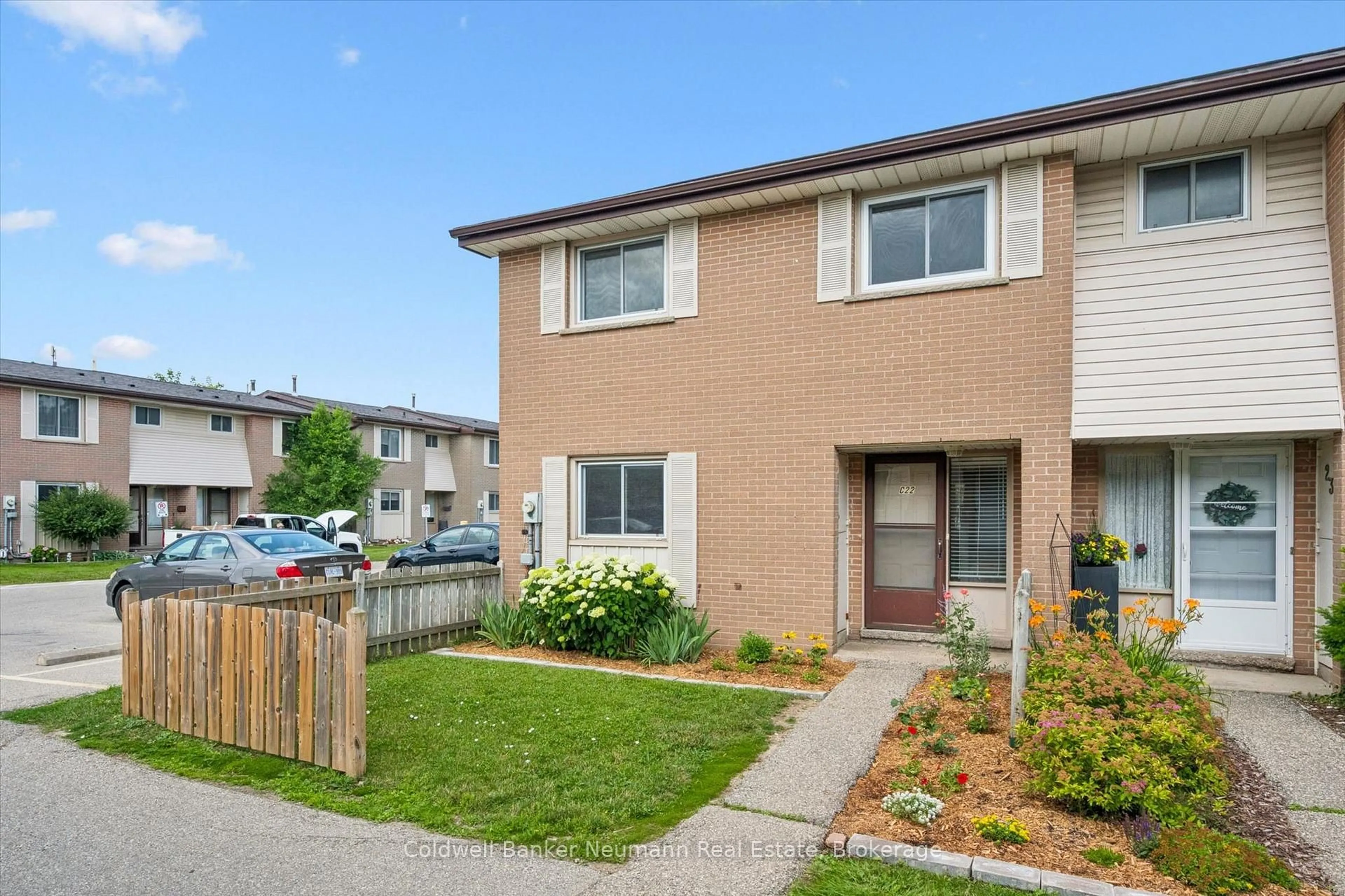Unknown for 427 Victoria Rd #C-22, Guelph Ontario N1E 5J0