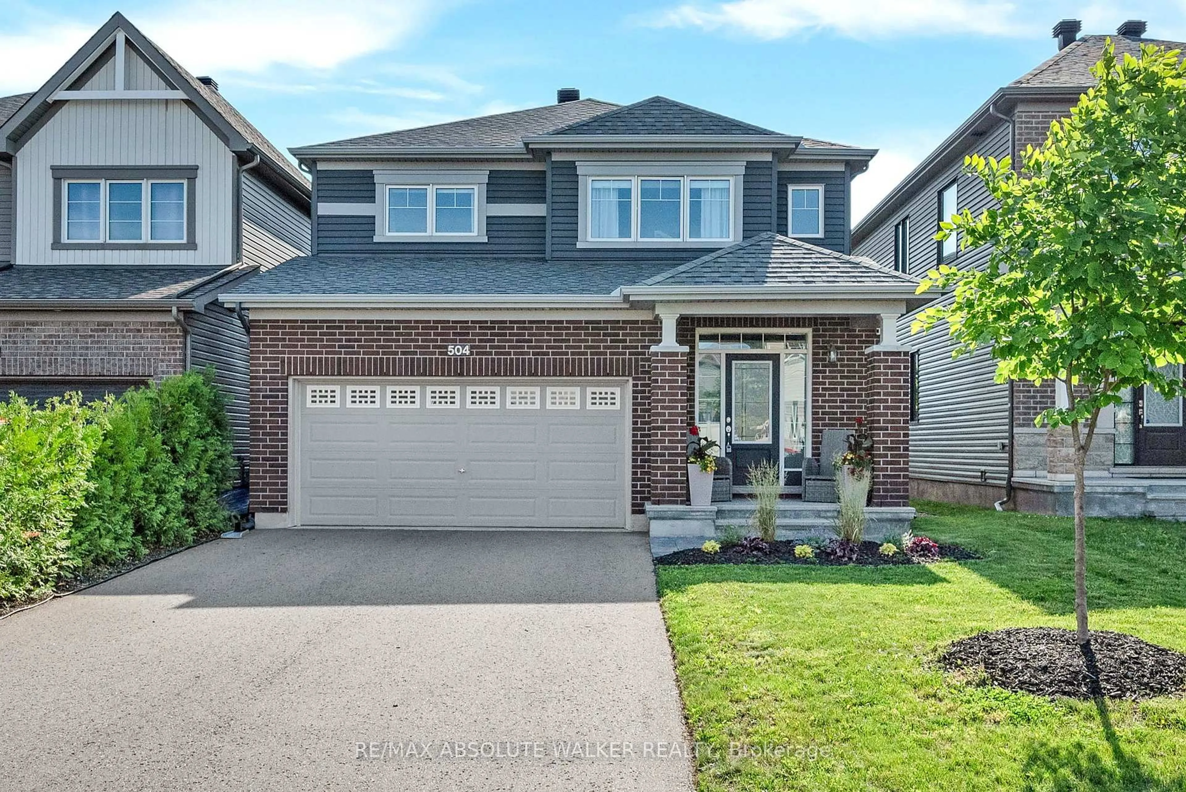 Home with brick exterior material, street for 504 Des Genevriers St, Ottawa Ontario K4A 0Z2