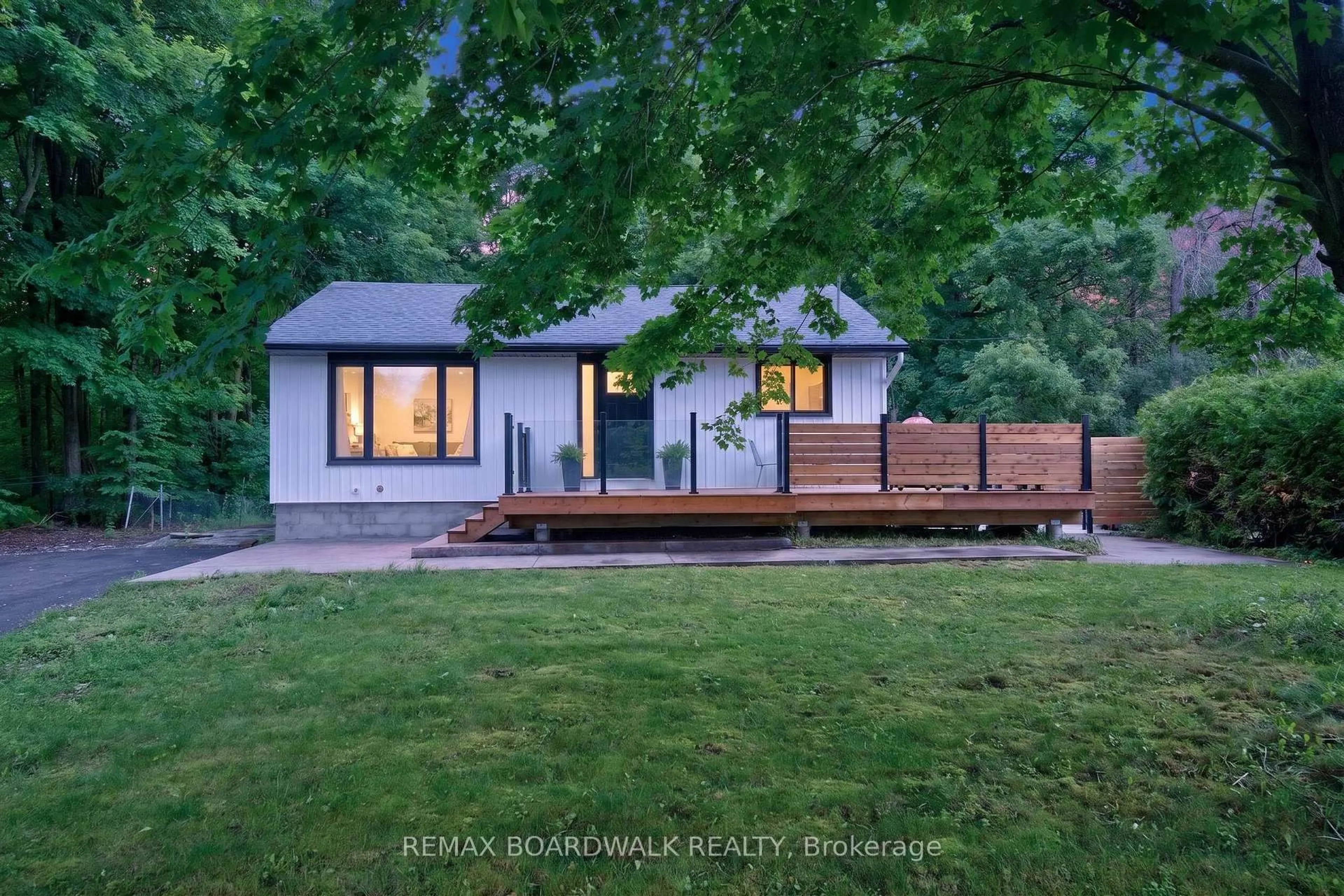 Home with vinyl exterior material, unknown for 2633 Bedell Rd, North Grenville Ontario K0G 1J0