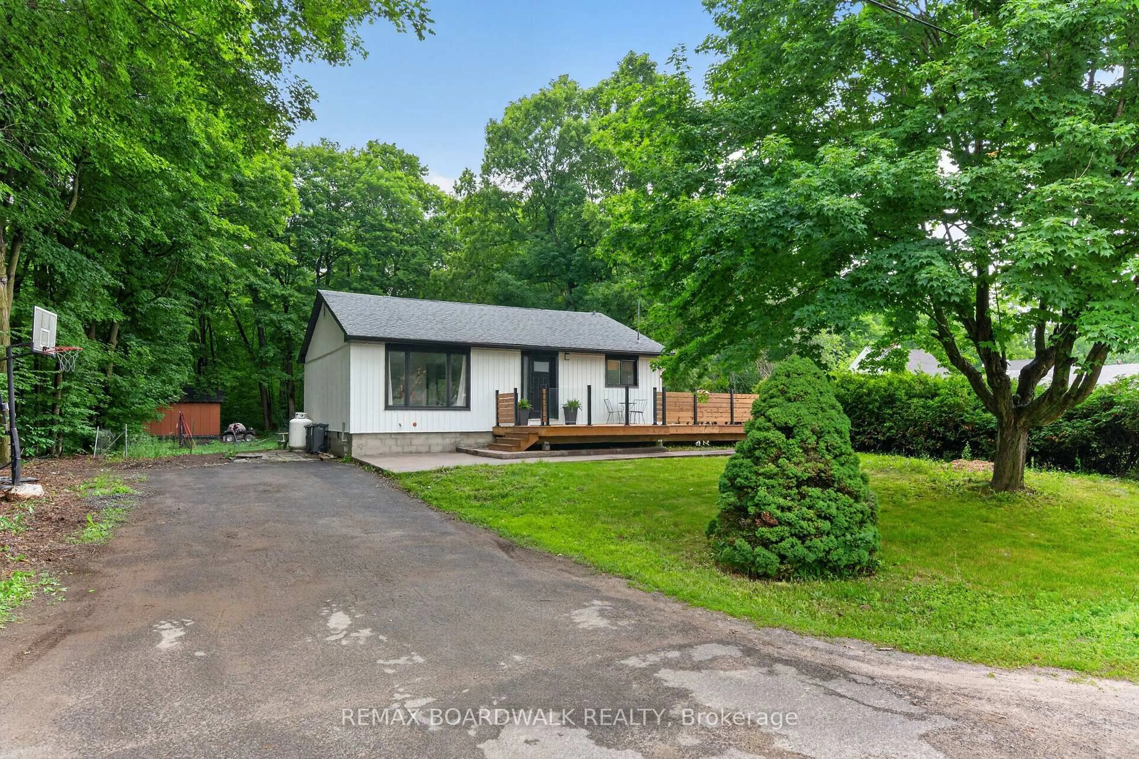 A pic from outside/outdoor area/front of a property/back of a property/a pic from drone, street for 2633 Bedell Rd, North Grenville Ontario K0G 1J0