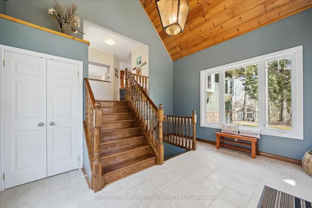 1383 Moon River Rd, Muskoka Lakes 5