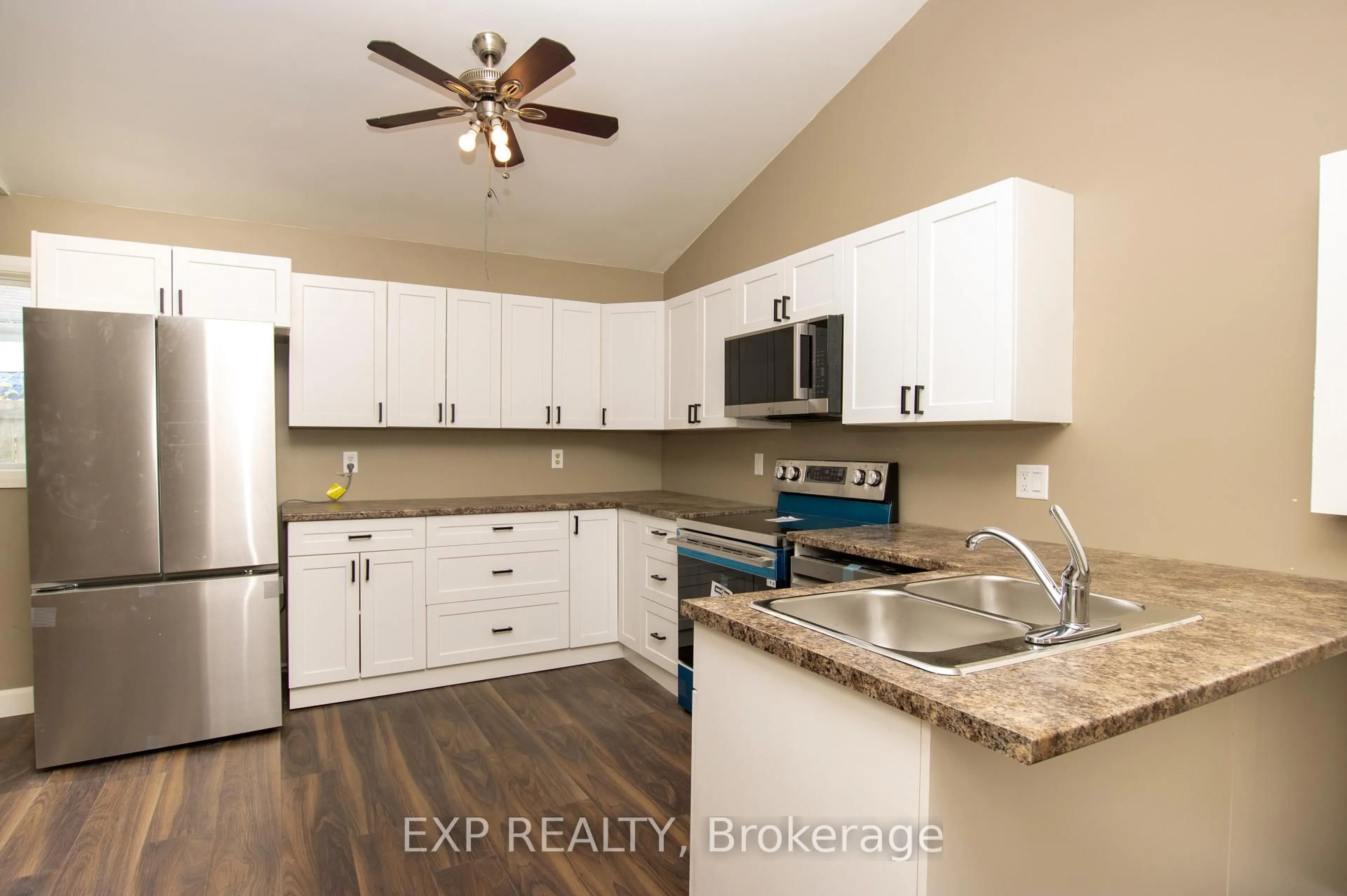 Open concept kitchen, unknown for 190 MUNROE St, West Elgin Ontario N0L 2P0