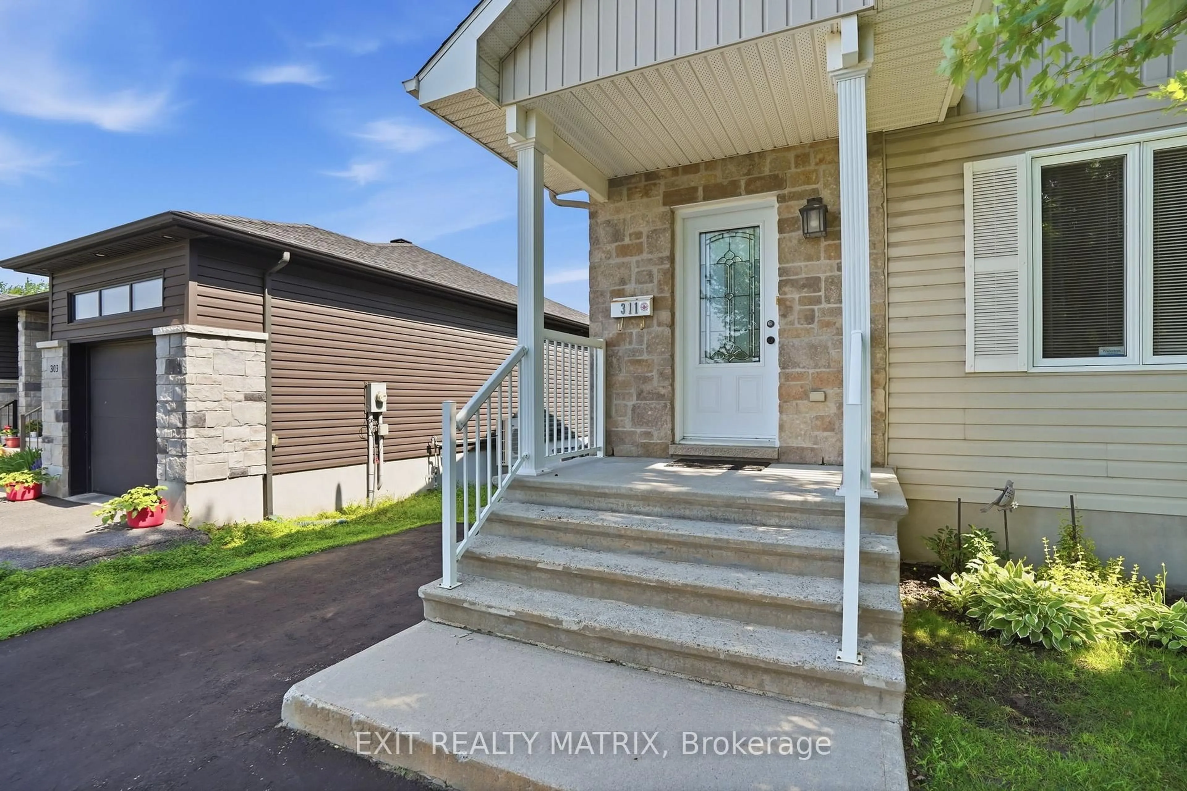 Unknown for 311 Nelson St, Hawkesbury Ontario K6A 1M1
