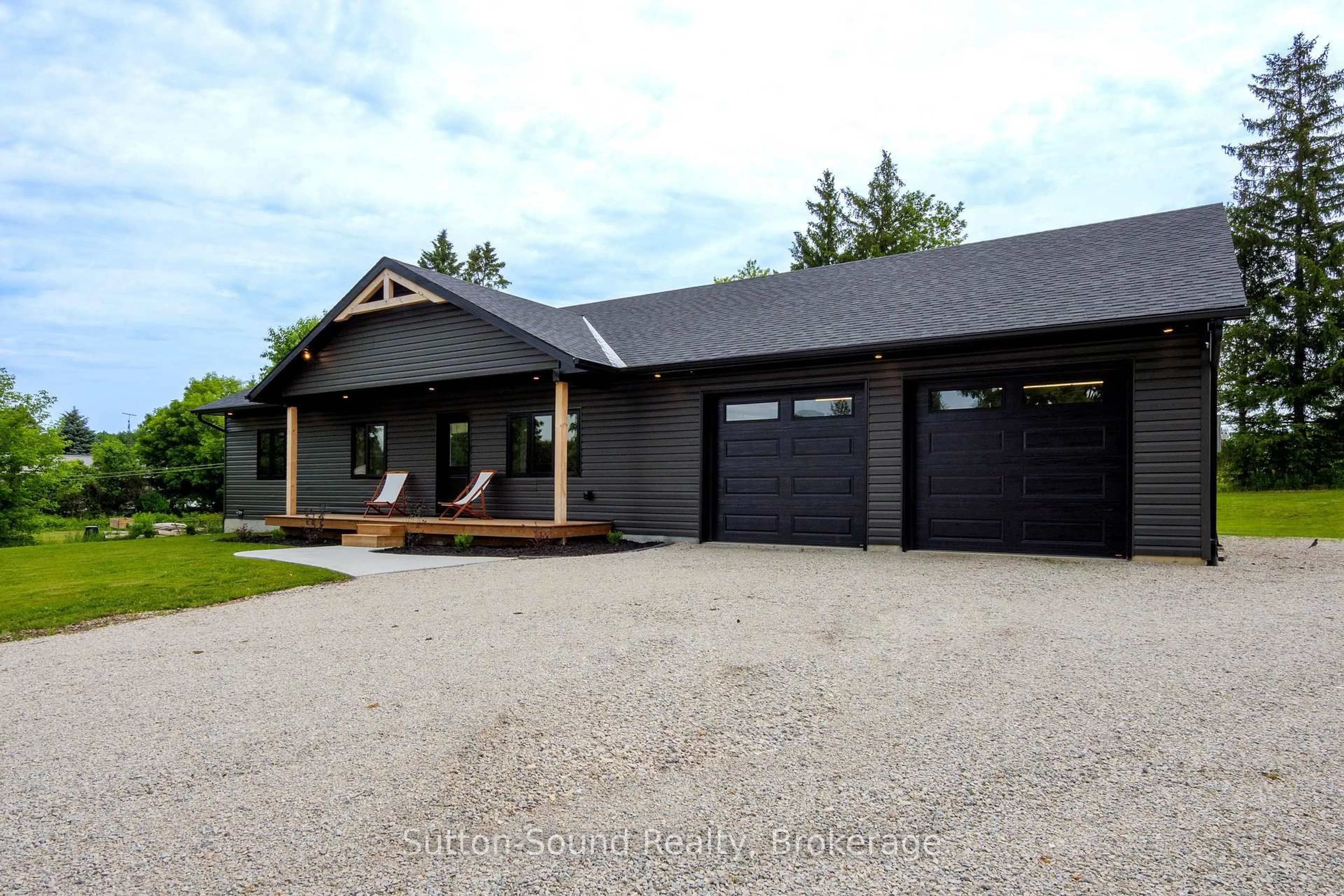 Unknown for 115 Gordon St, Chatsworth Ontario N0H 2V0