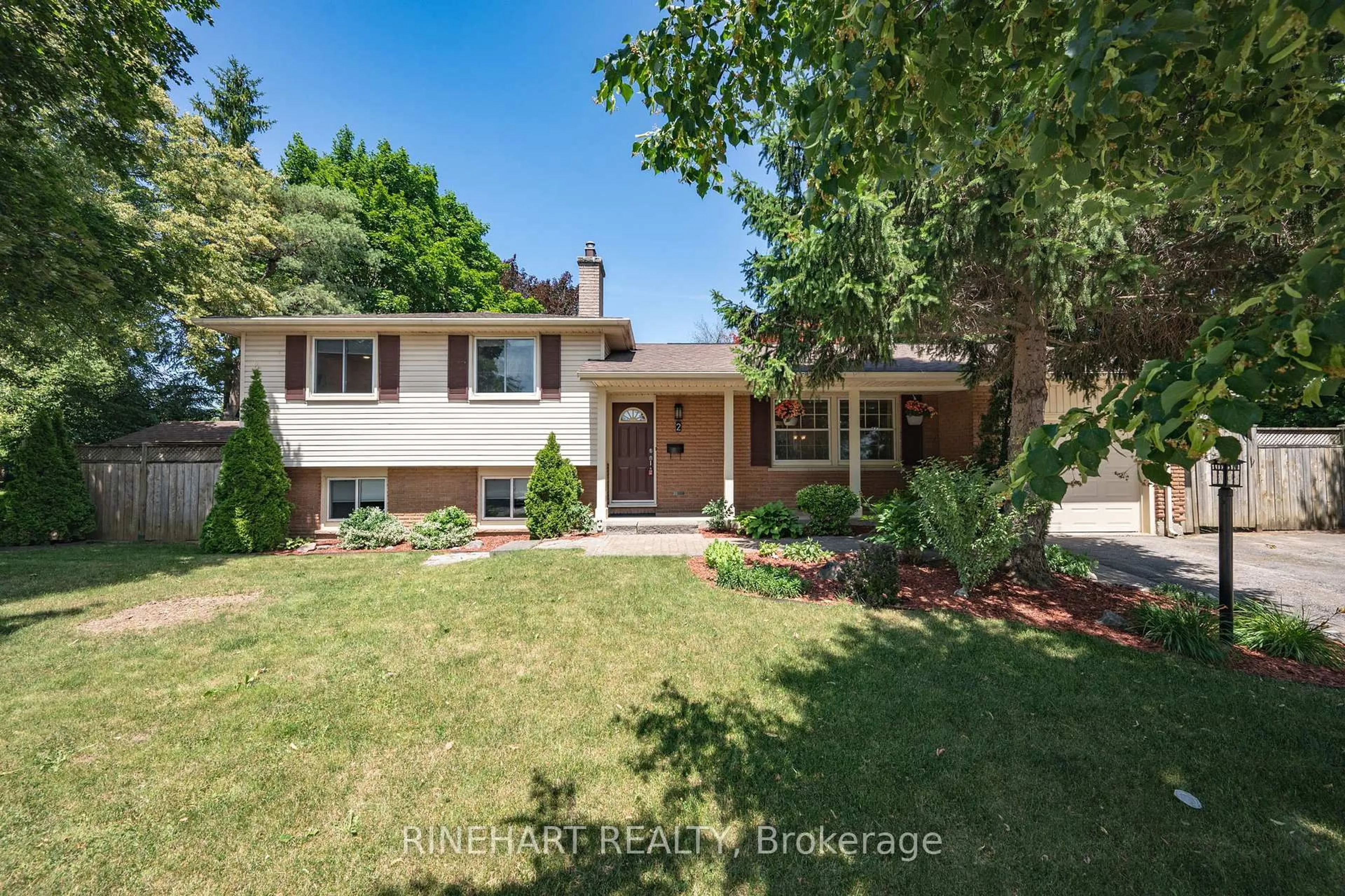 Home with brick exterior material, street for 2 Lloyd Manor Cres, London North Ontario N6H 3Z3