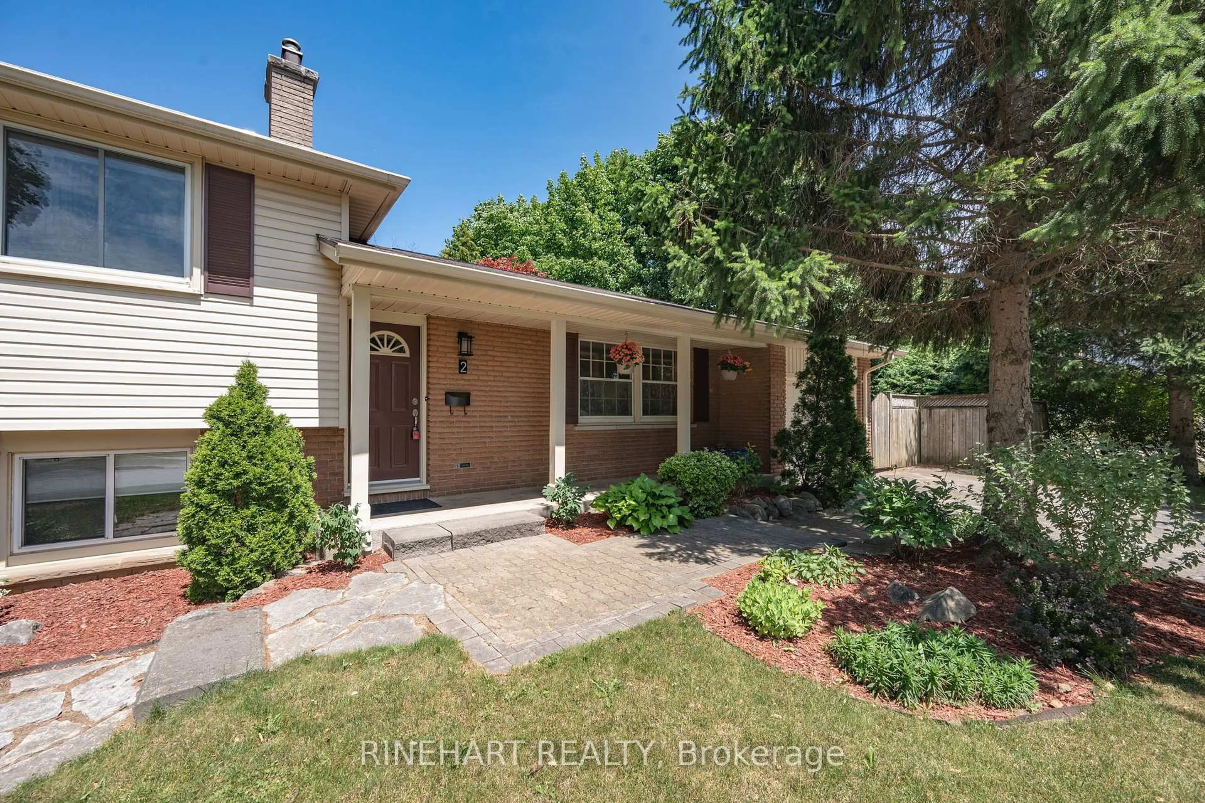 Unknown for 2 Lloyd Manor Cres, London North Ontario N6H 3Z3