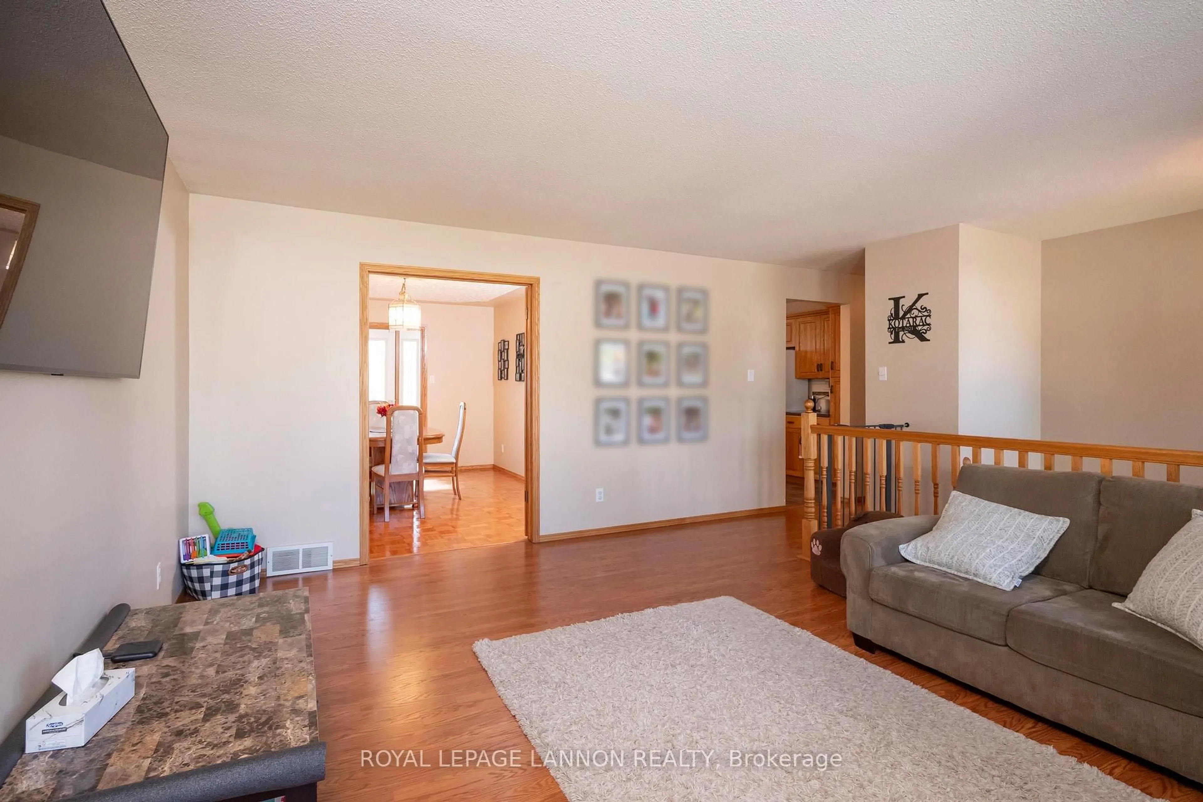 Unknown for 107 Sapphire Dr, Thunder Bay Ontario P7G 1A8