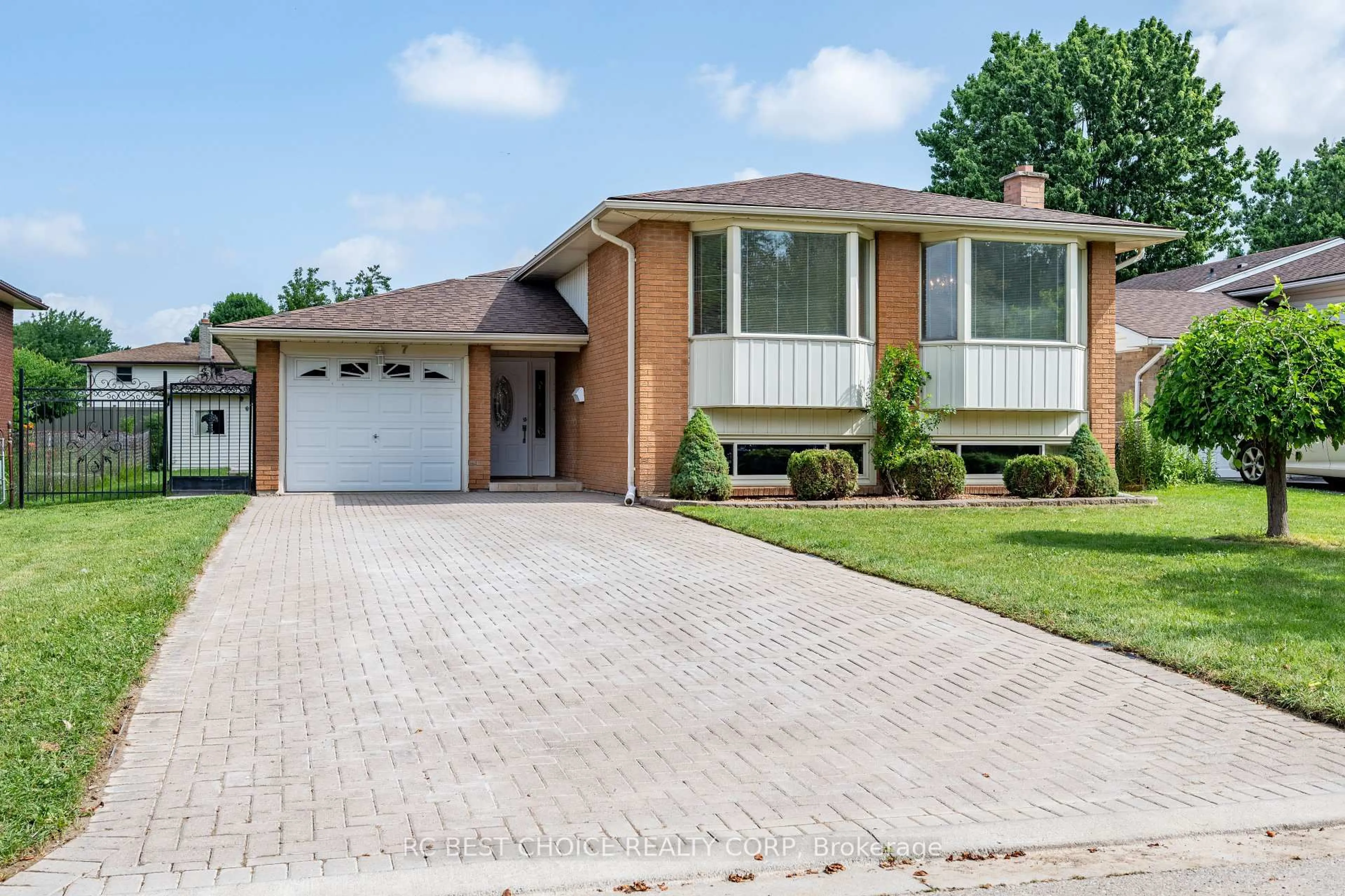 Home with brick exterior material, street for 7 HARROW Crt, London South Ontario N6C 5A6