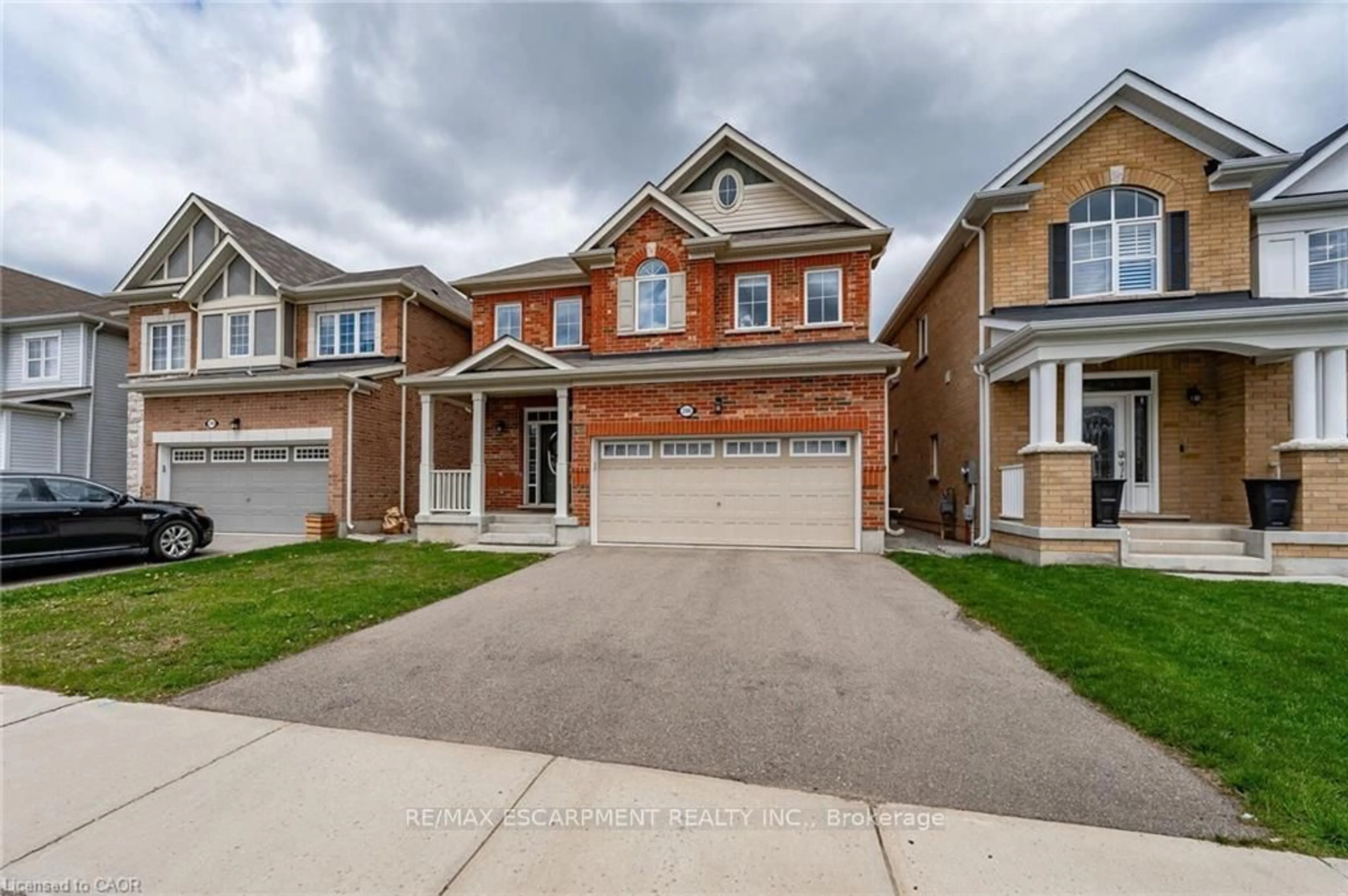 Home with brick exterior material, street for 286 Spring Creek Dr, Hamilton Ontario L8B 0Y5