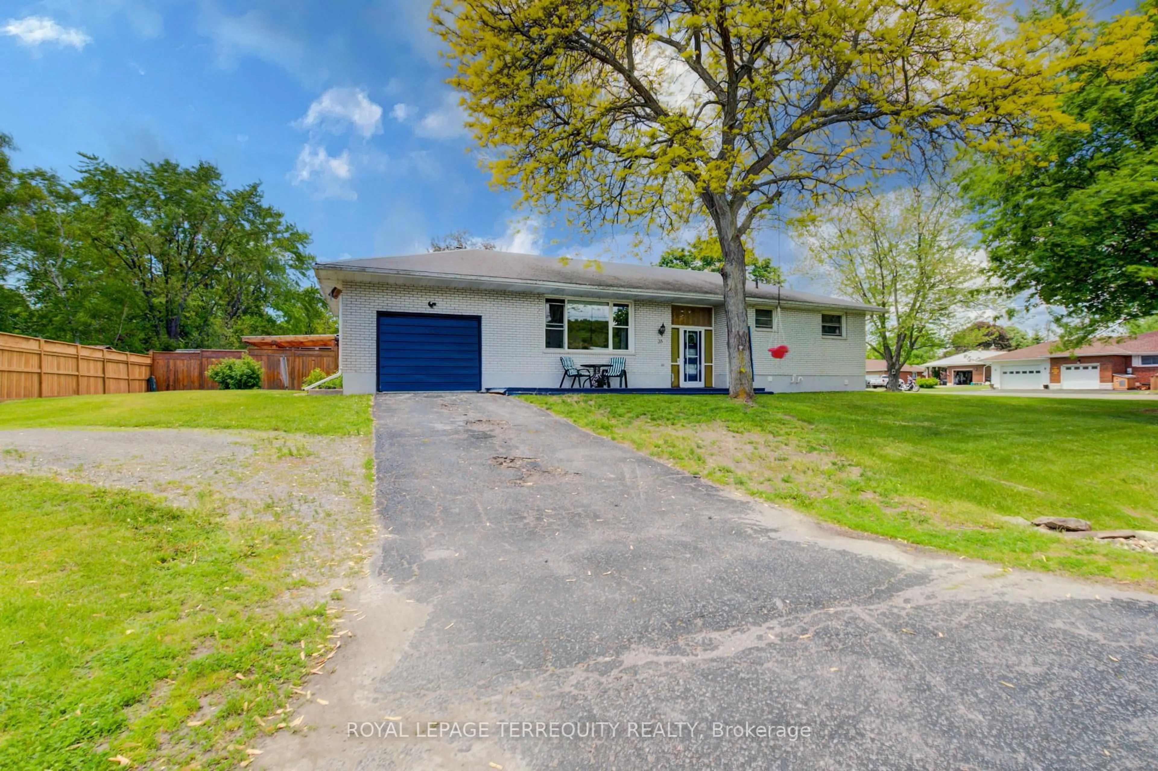 A pic from outside/outdoor area/front of a property/back of a property/a pic from drone, street for 35 Tanner Rd, Trent Hills Ontario K0L 1L0
