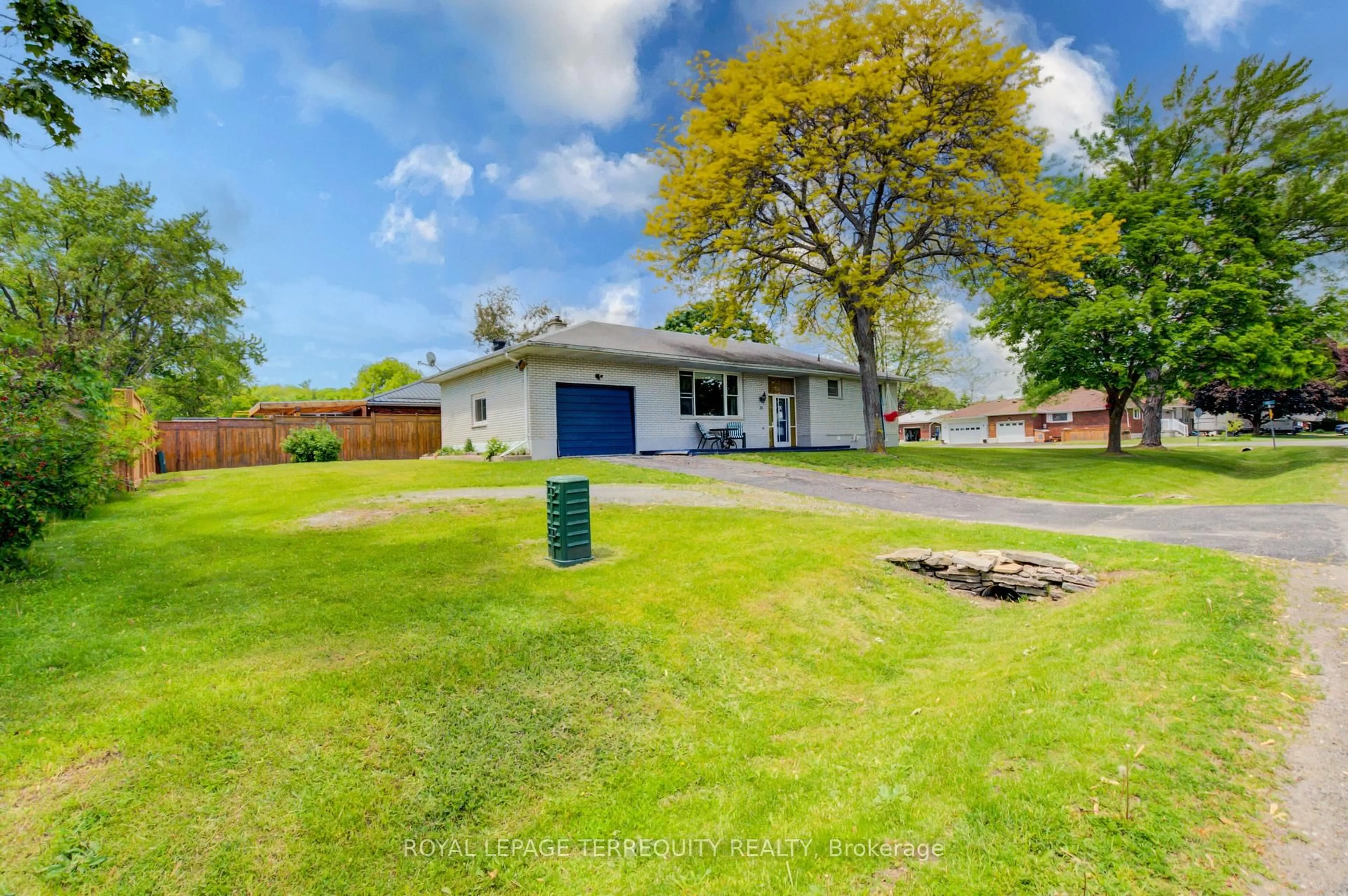 A pic from outside/outdoor area/front of a property/back of a property/a pic from drone, water/lake/river/ocean view for 35 Tanner Rd, Trent Hills Ontario K0L 1L0