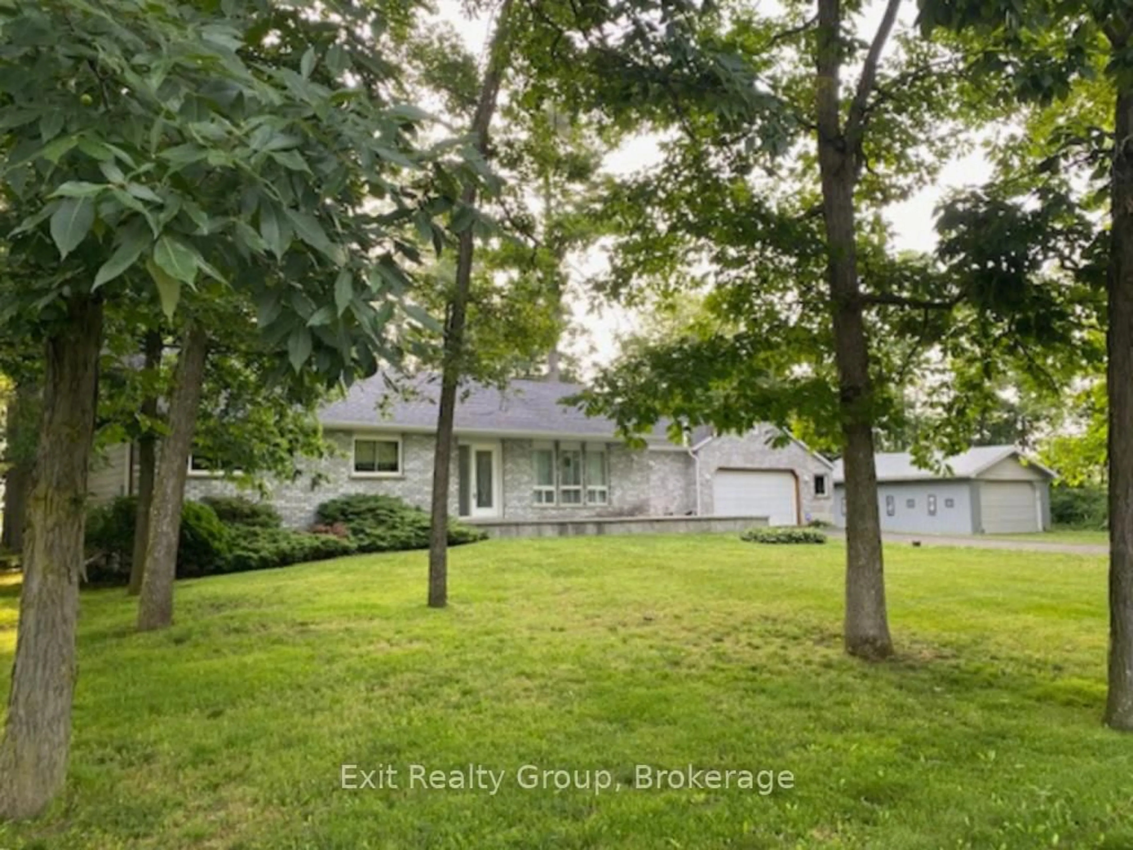 A pic from outside/outdoor area/front of a property/back of a property/a pic from drone, street for 29 Power St, Quinte West Ontario K8V 5P6