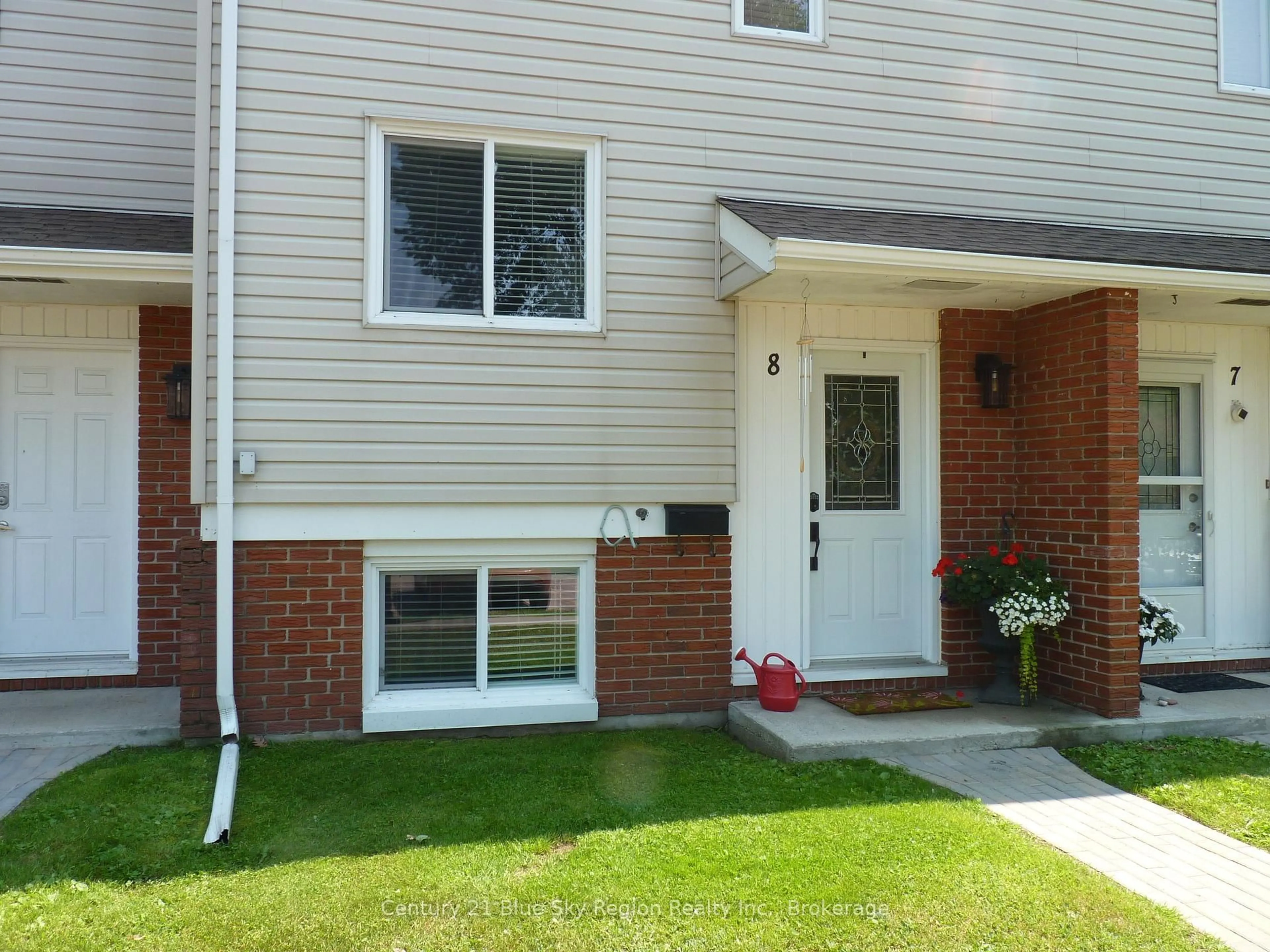 Unknown for 604 BANNER Ave #8, North Bay Ontario P1A 1X8