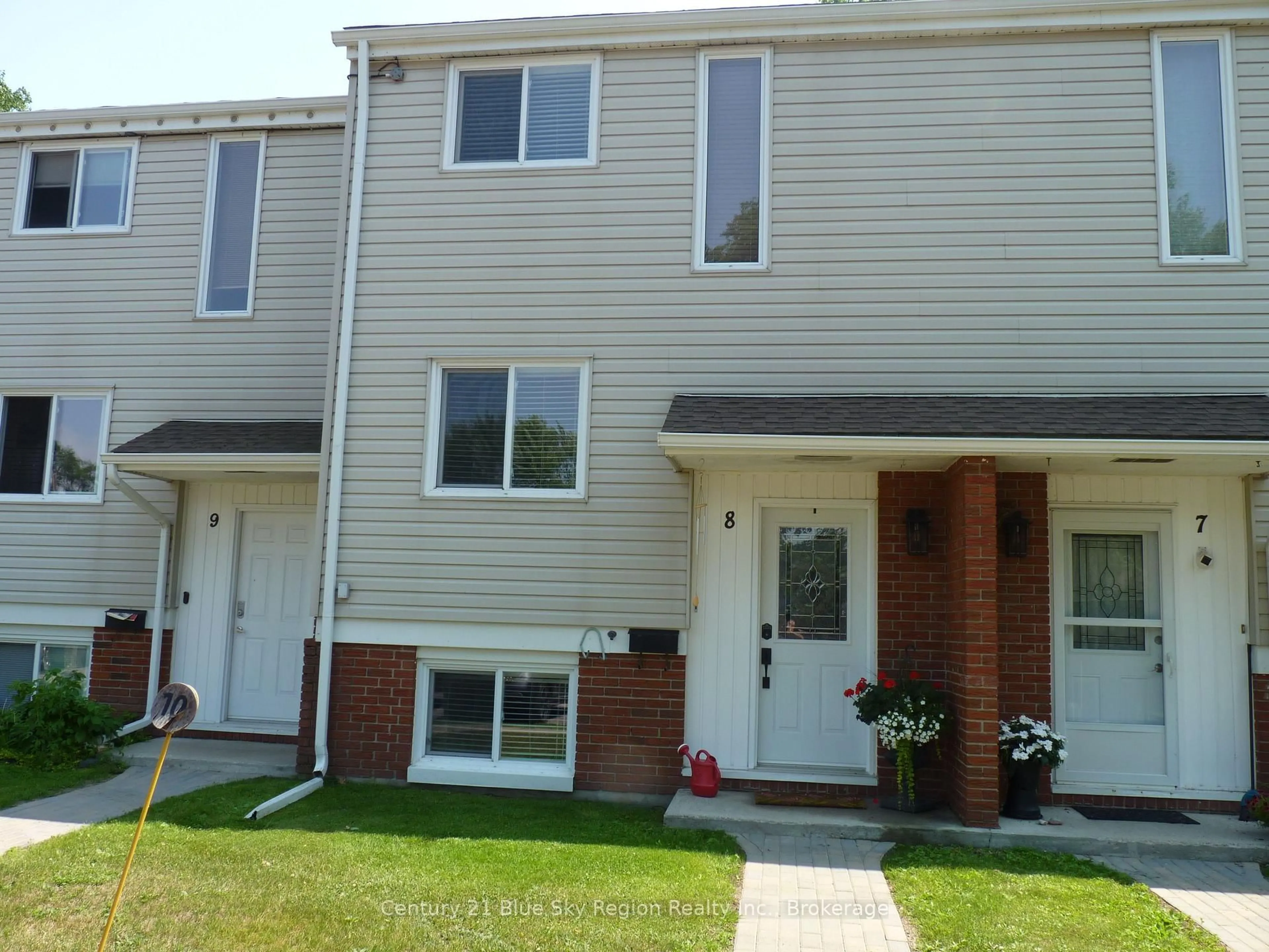 Unknown for 604 BANNER Ave #8, North Bay Ontario P1A 1X8