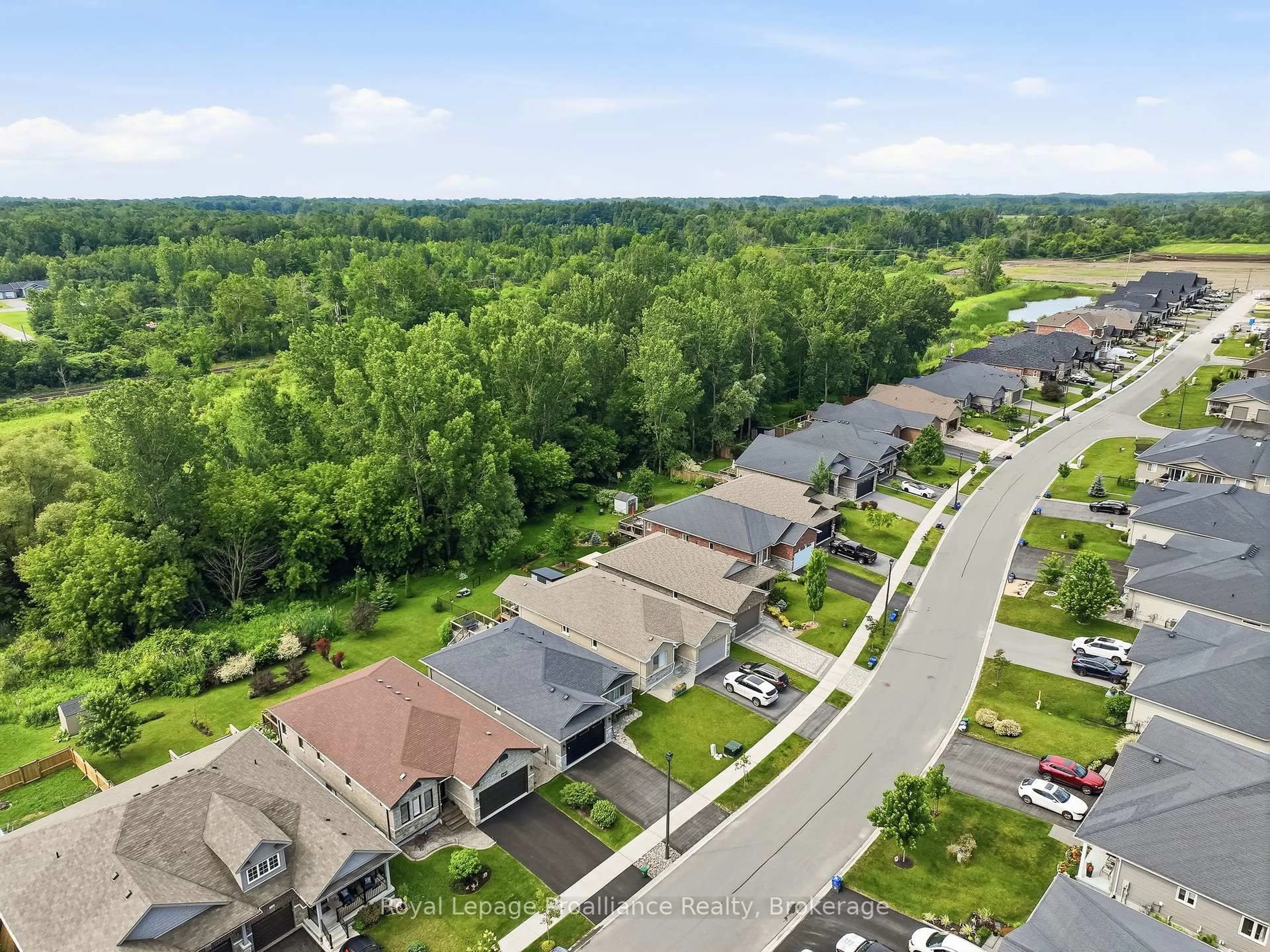 A pic from outside/outdoor area/front of a property/back of a property/a pic from drone, unknown for 76 Royal Gala Dr, Brighton Ontario K0K 1H0