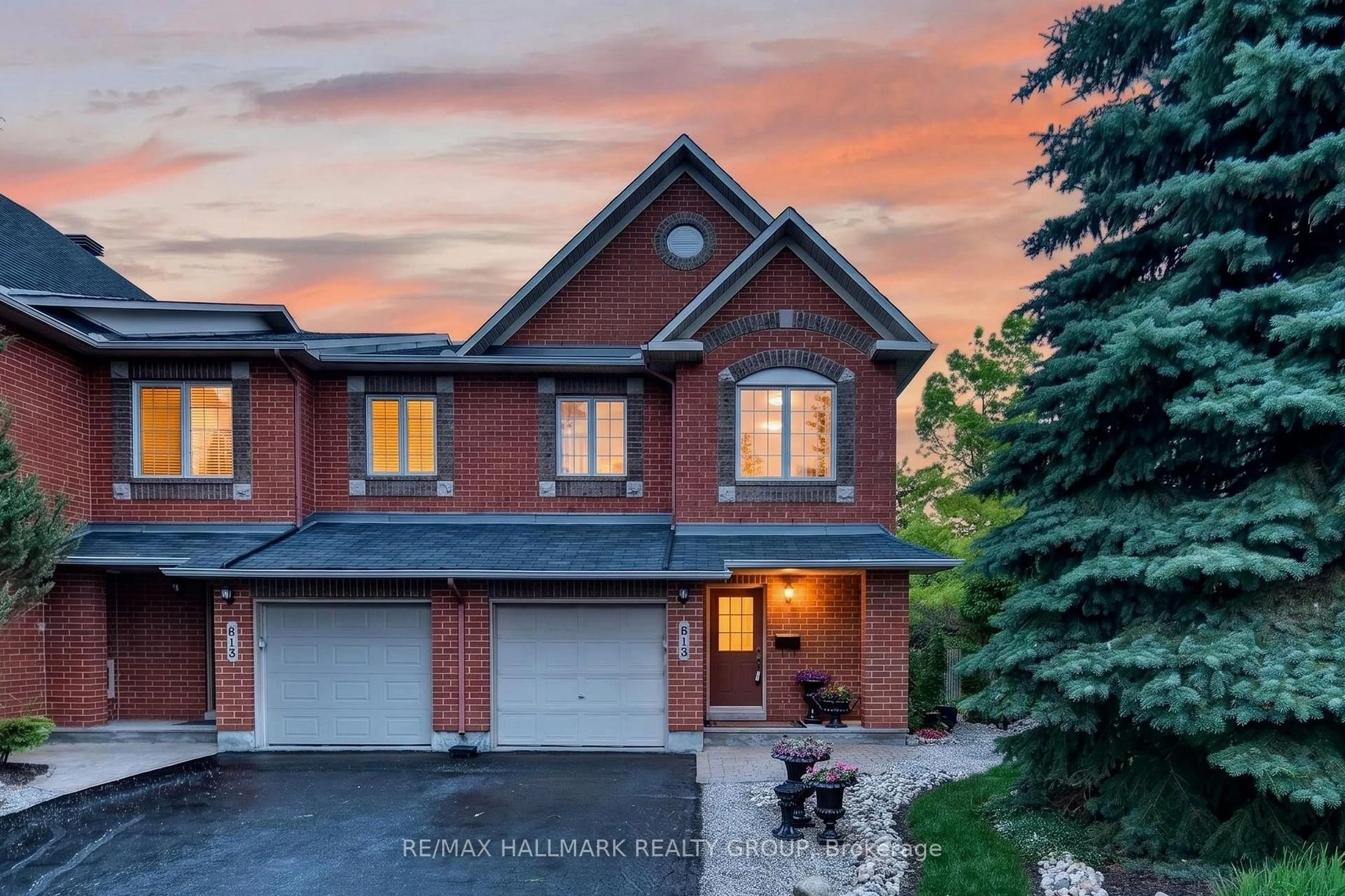 Home with brick exterior material, mountain view for 615 Aquaview Dr, Orleans Ontario K4A 4W1