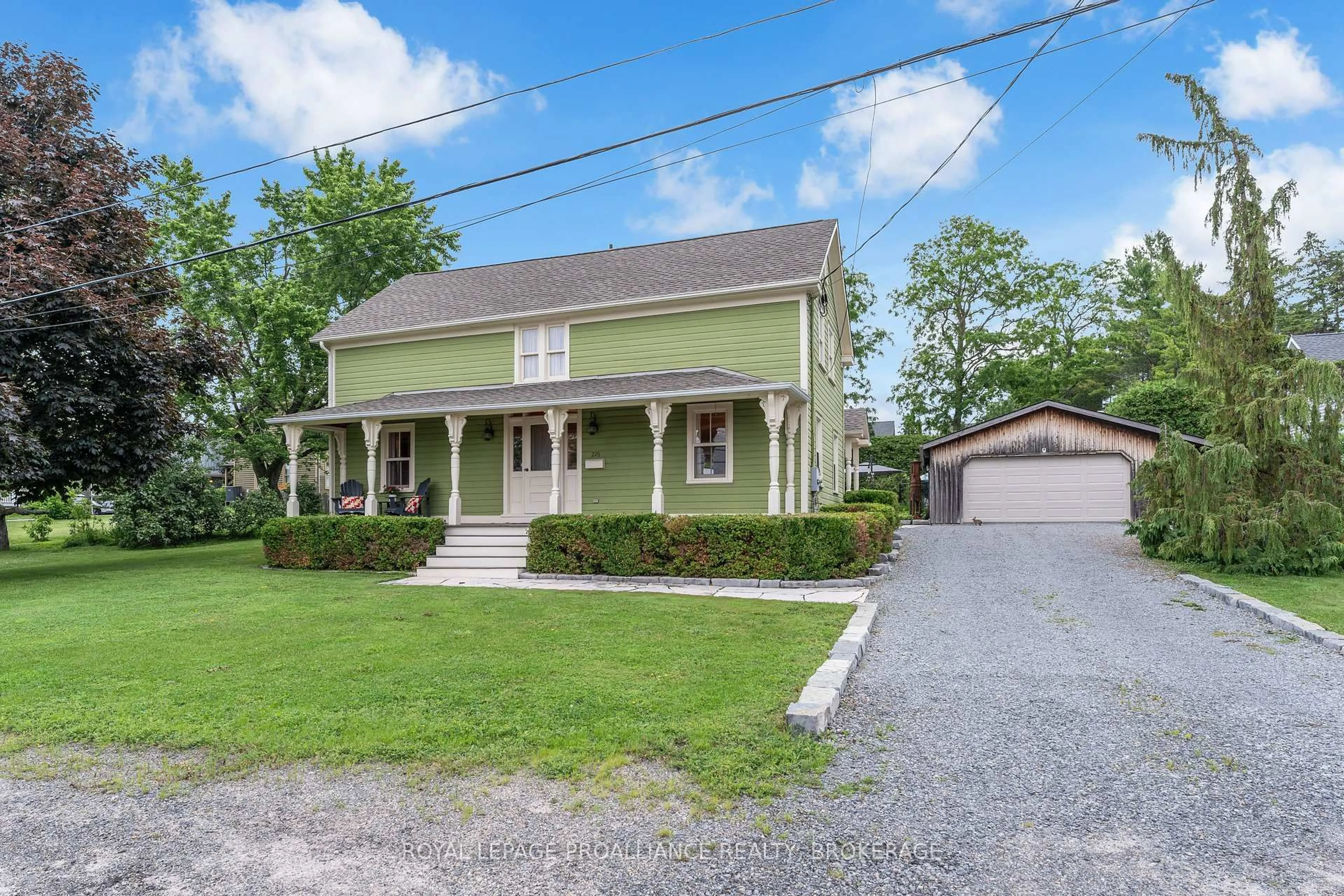 A pic from outside/outdoor area/front of a property/back of a property/a pic from drone, street for 226 Main St, Kingston Ontario K7K 5S6
