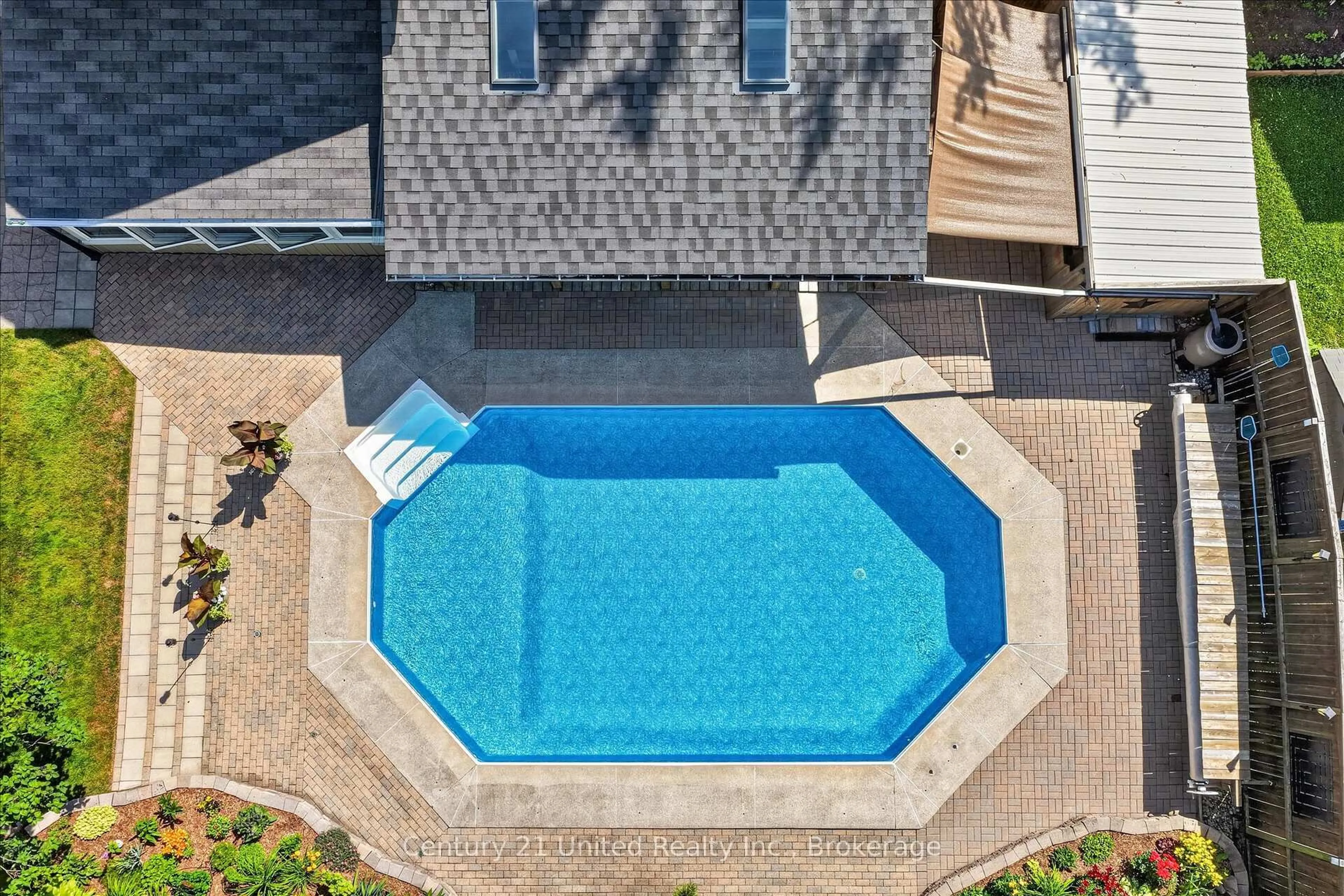 Pool for 83 Nevin Ave, Peterborough Ontario K9J 6E9