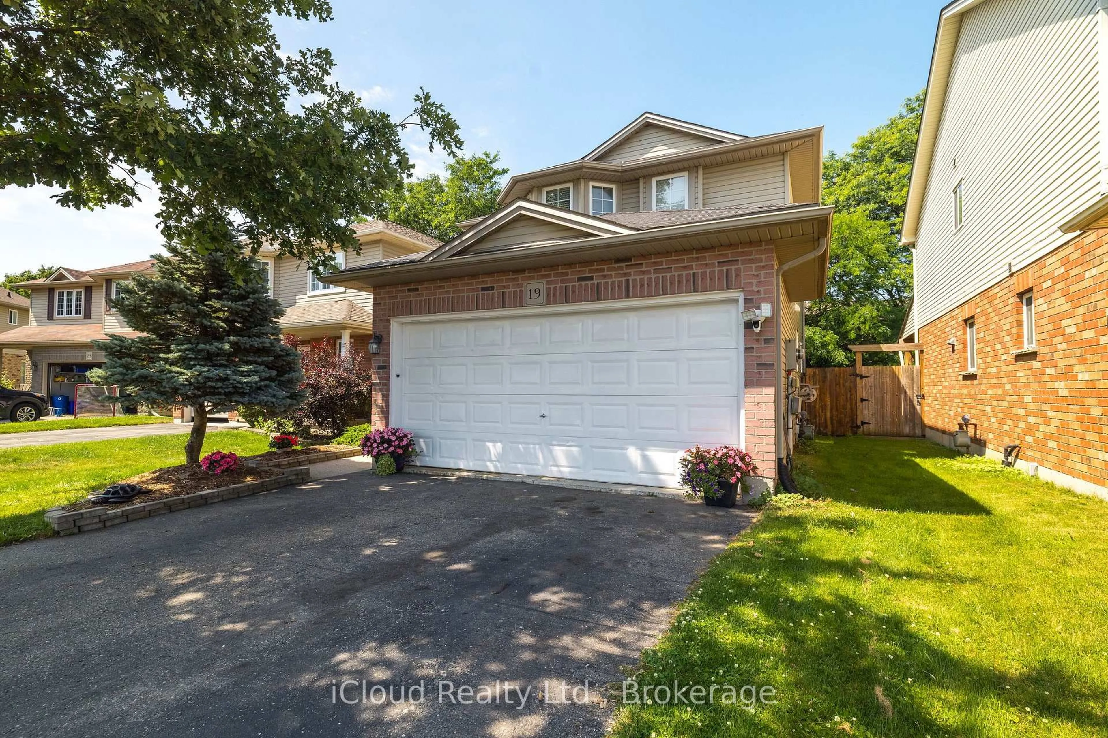 Home with brick exterior material, street for 19 Crusoe Pl, Ingersoll Ontario N5C 4G2