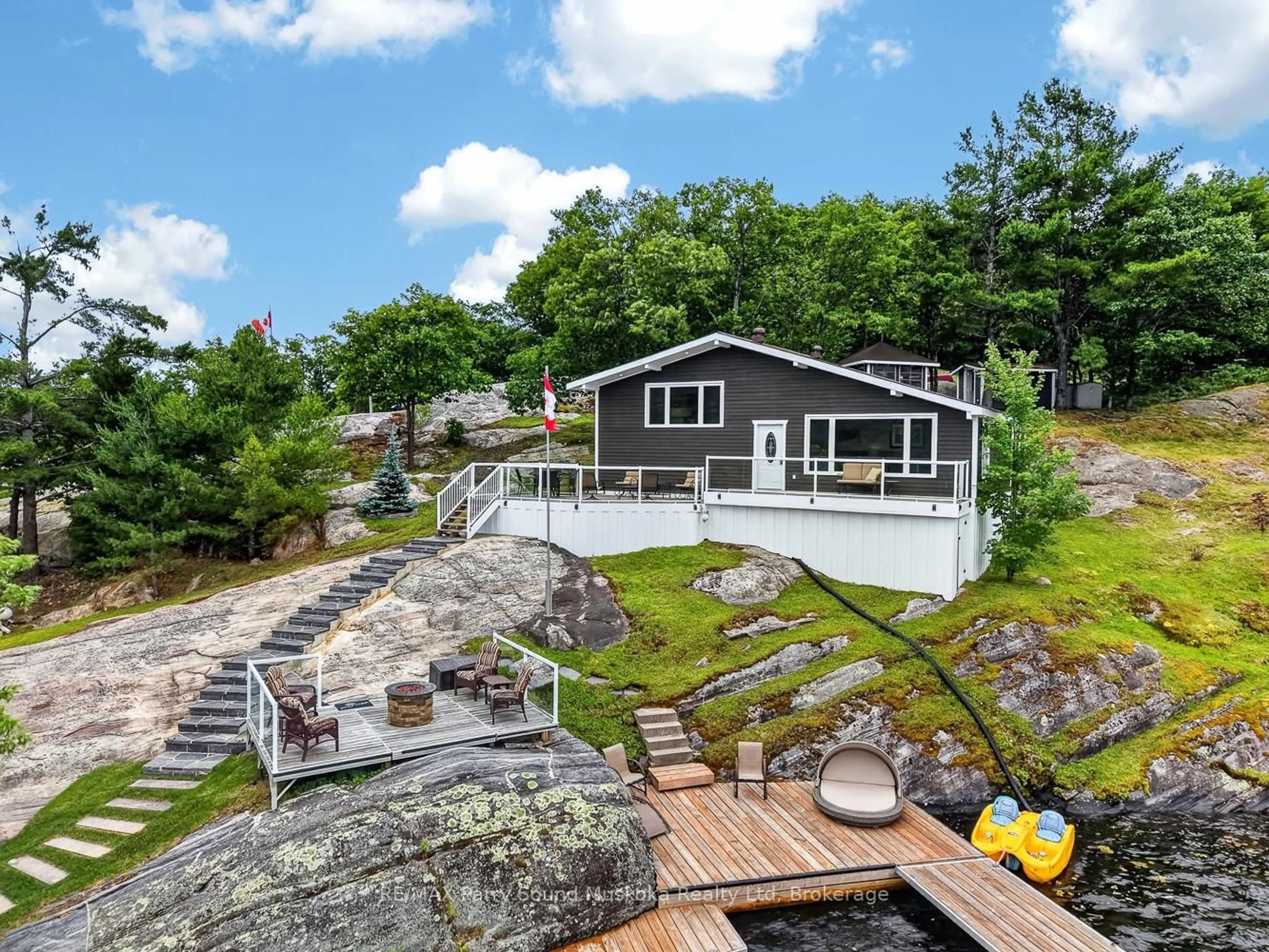 A pic from outside/outdoor area/front of a property/back of a property/a pic from drone, water/lake/river/ocean view for 101 Healey Lake Water, The Archipelago Ontario P0C 1H0