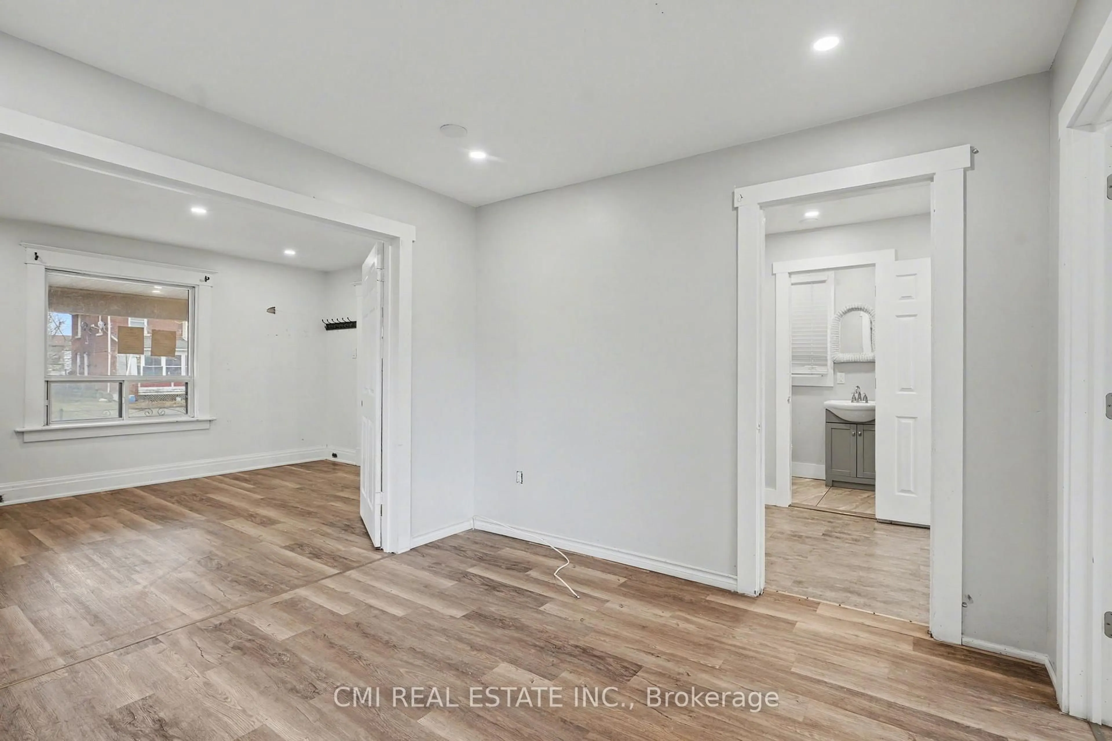 Unknown for 4824 Fourth Ave, Niagara Falls Ontario L2E 4P1