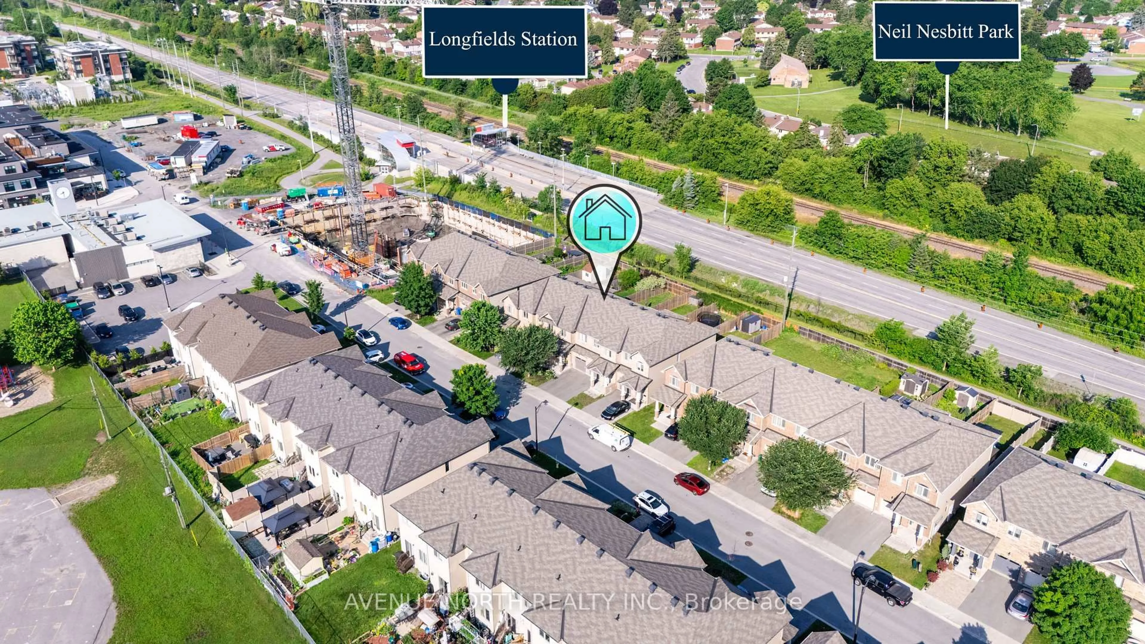 A pic from outside/outdoor area/front of a property/back of a property/a pic from drone, street for 612 Via Campanale Ave, Ottawa Ontario K2J 4A2