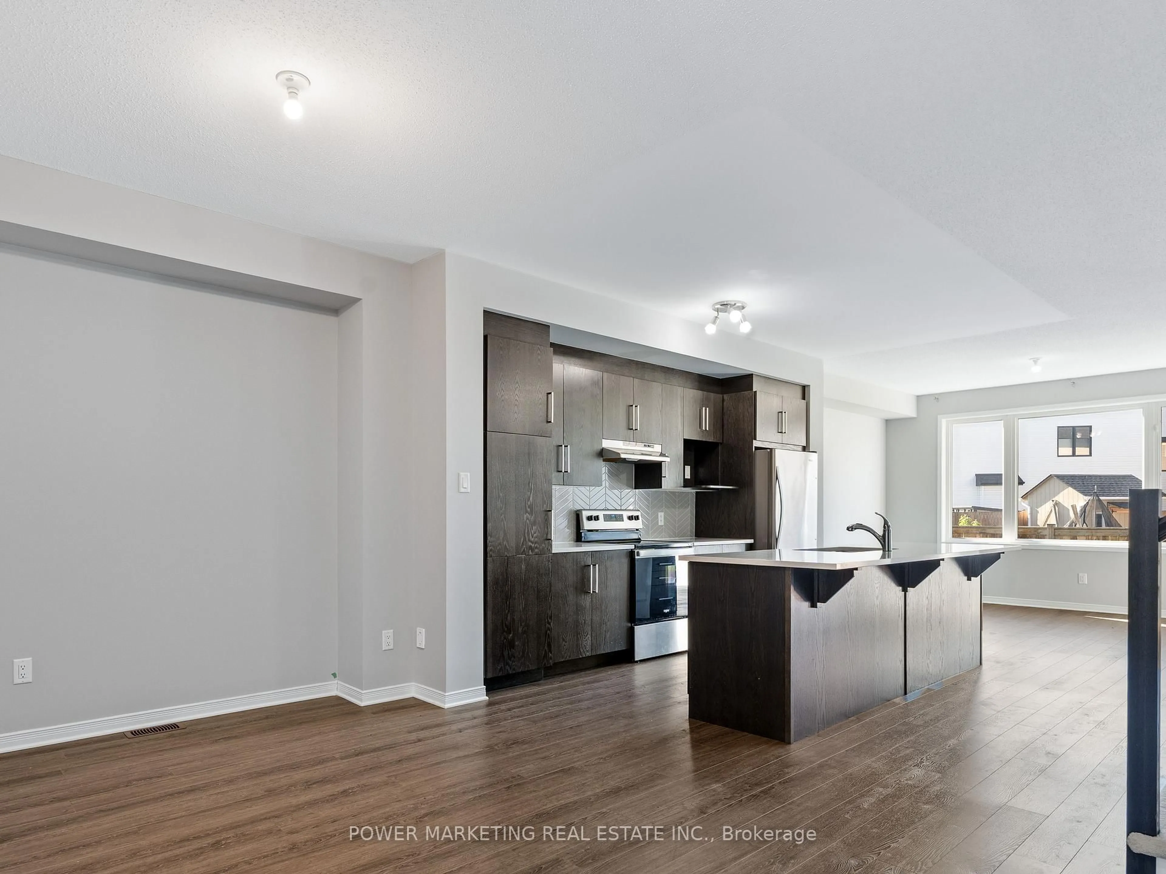 Open concept kitchen, unknown for 487 COPE Dr, Ottawa Ontario K2S 1B6