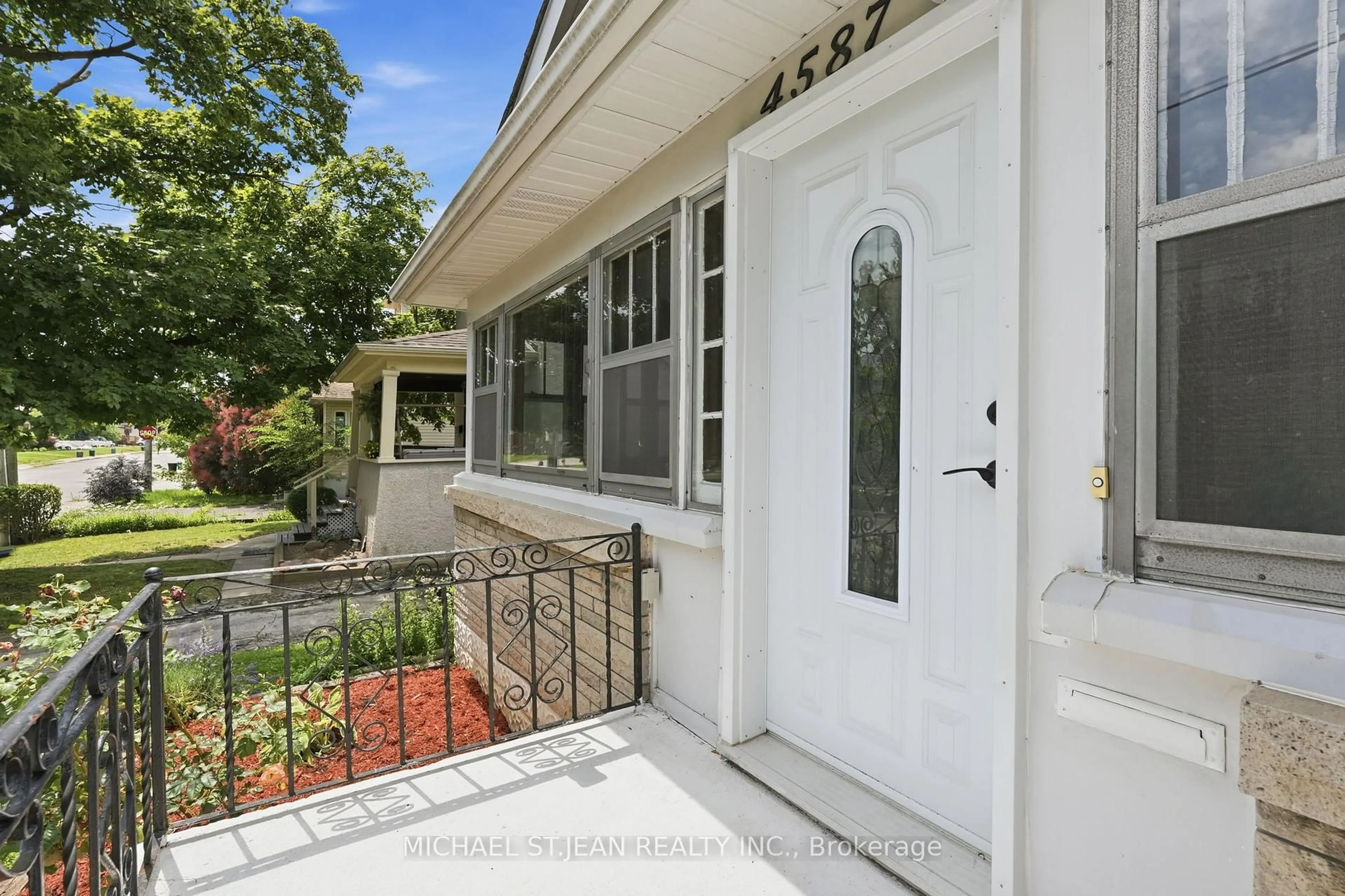 Unknown for 4587 Third Ave, Niagara Falls Ontario L2E 4L3